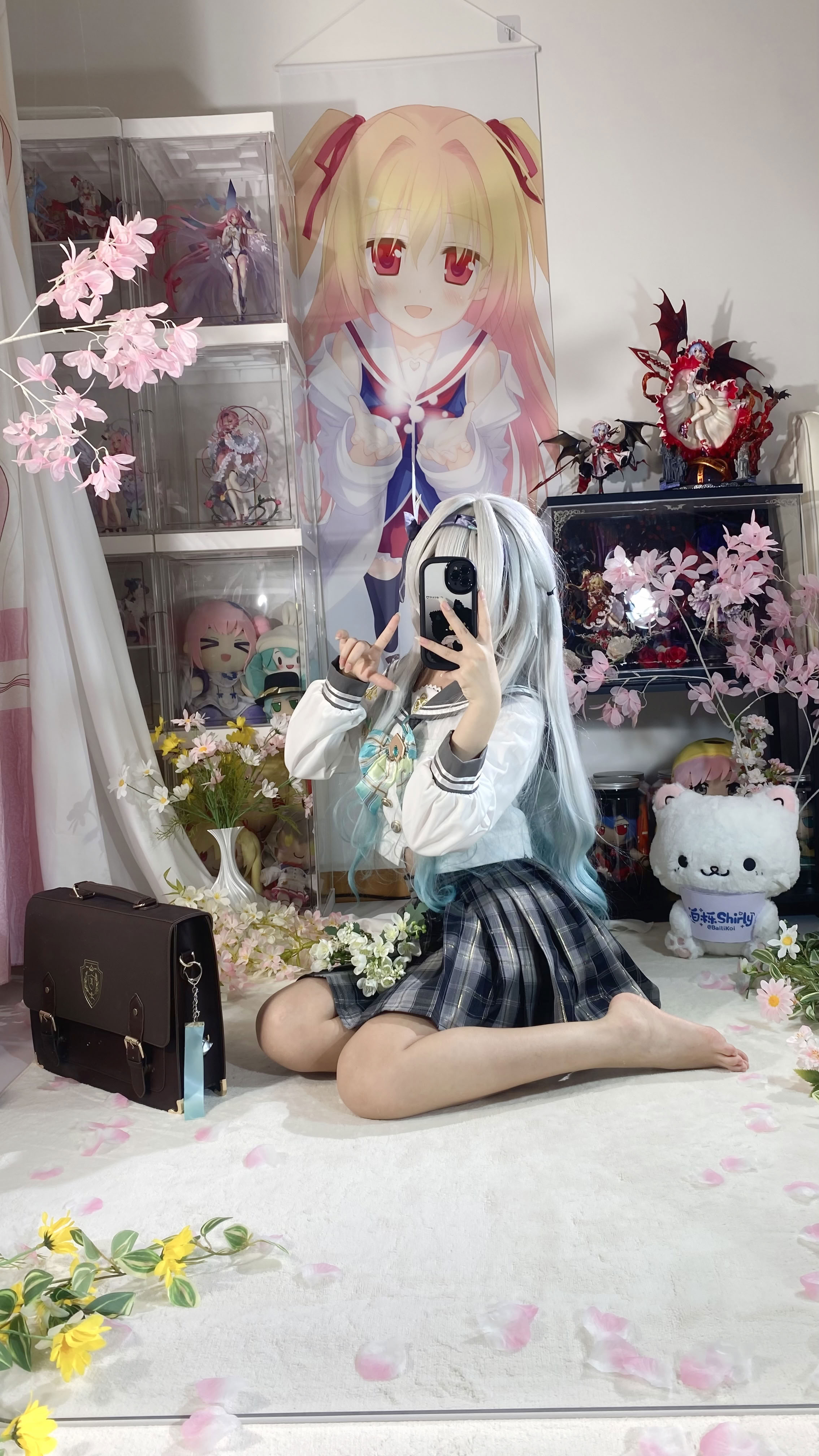 White Oak Shirly - Quà lưu niệm mùa xuân đom đóm (Honkai: Star Dome Railway)