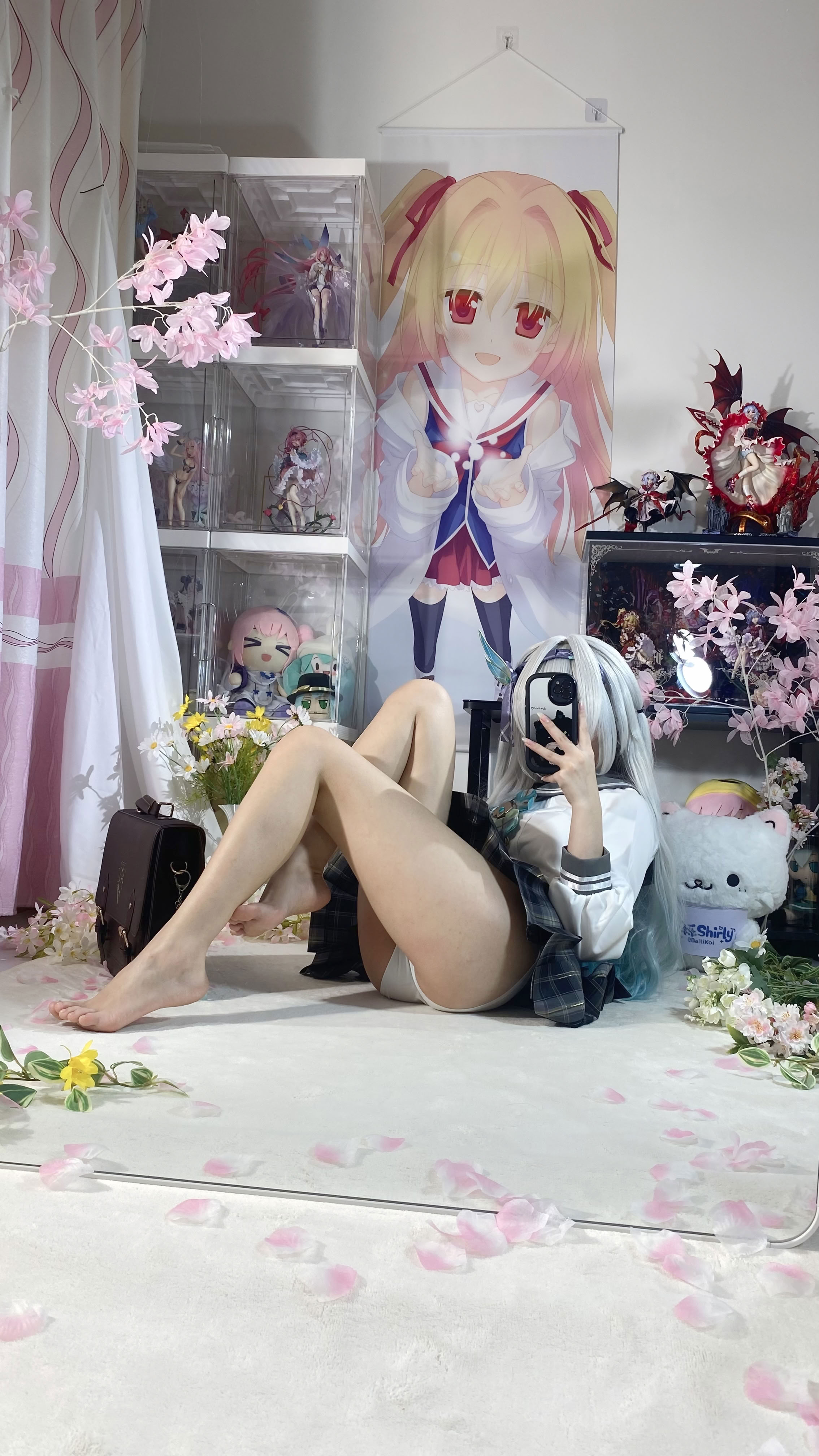 White Oak Shirly - Quà lưu niệm mùa xuân đom đóm (Honkai: Star Dome Railway)