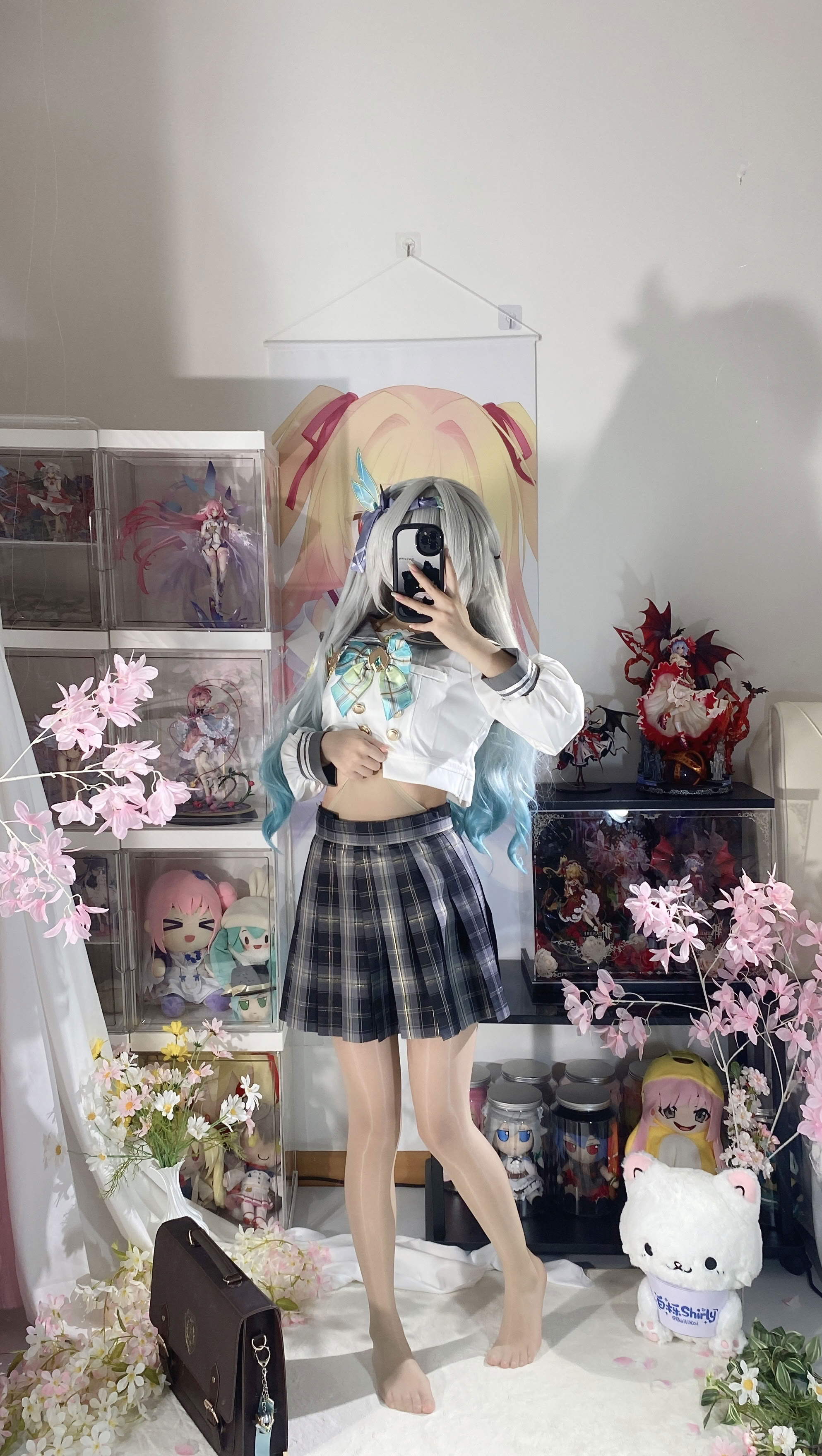 White Oak Shirly - Quà lưu niệm mùa xuân đom đóm (Honkai: Star Dome Railway)