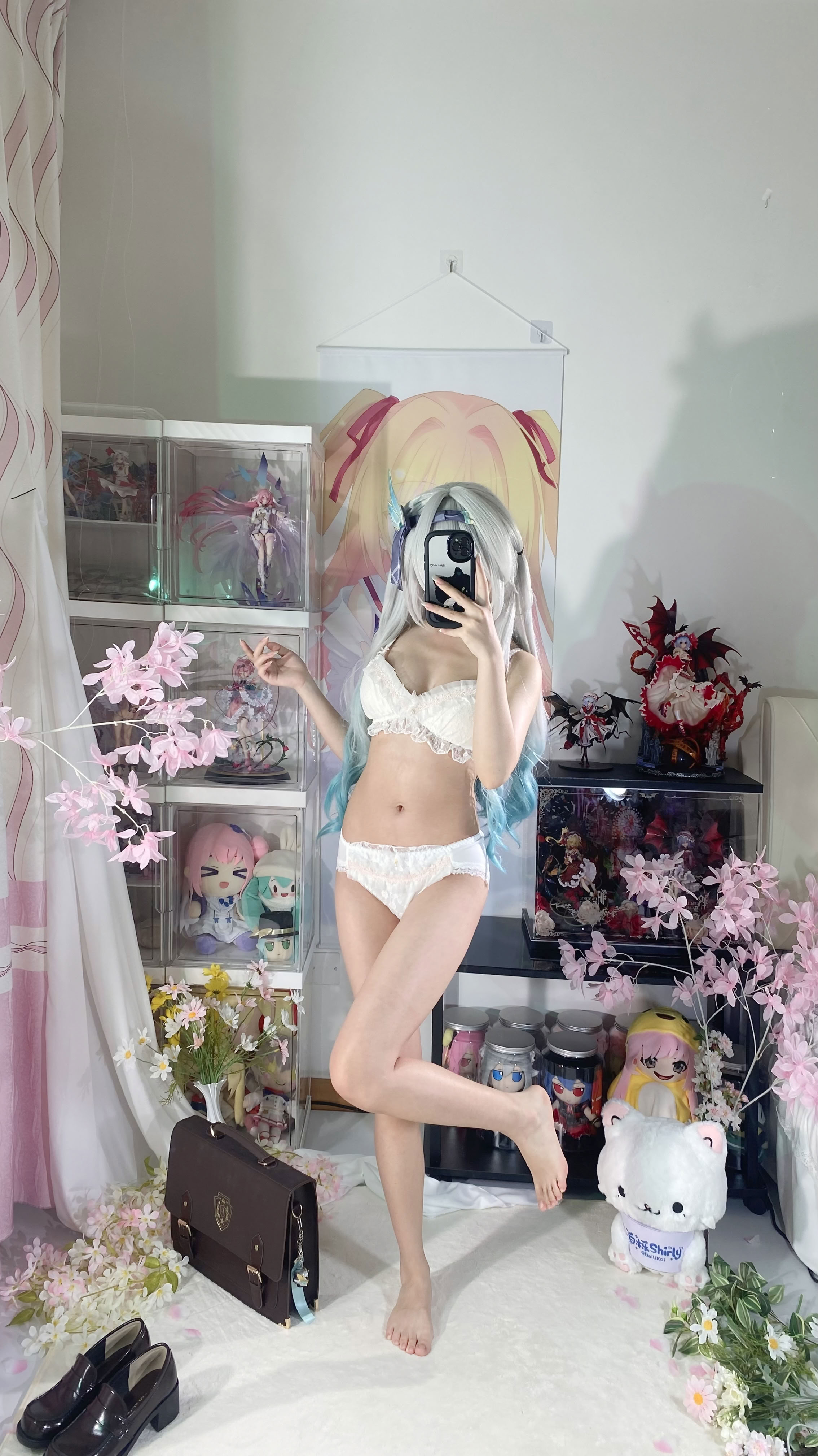 White Oak Shirly - Quà lưu niệm mùa xuân đom đóm (Honkai: Star Dome Railway)