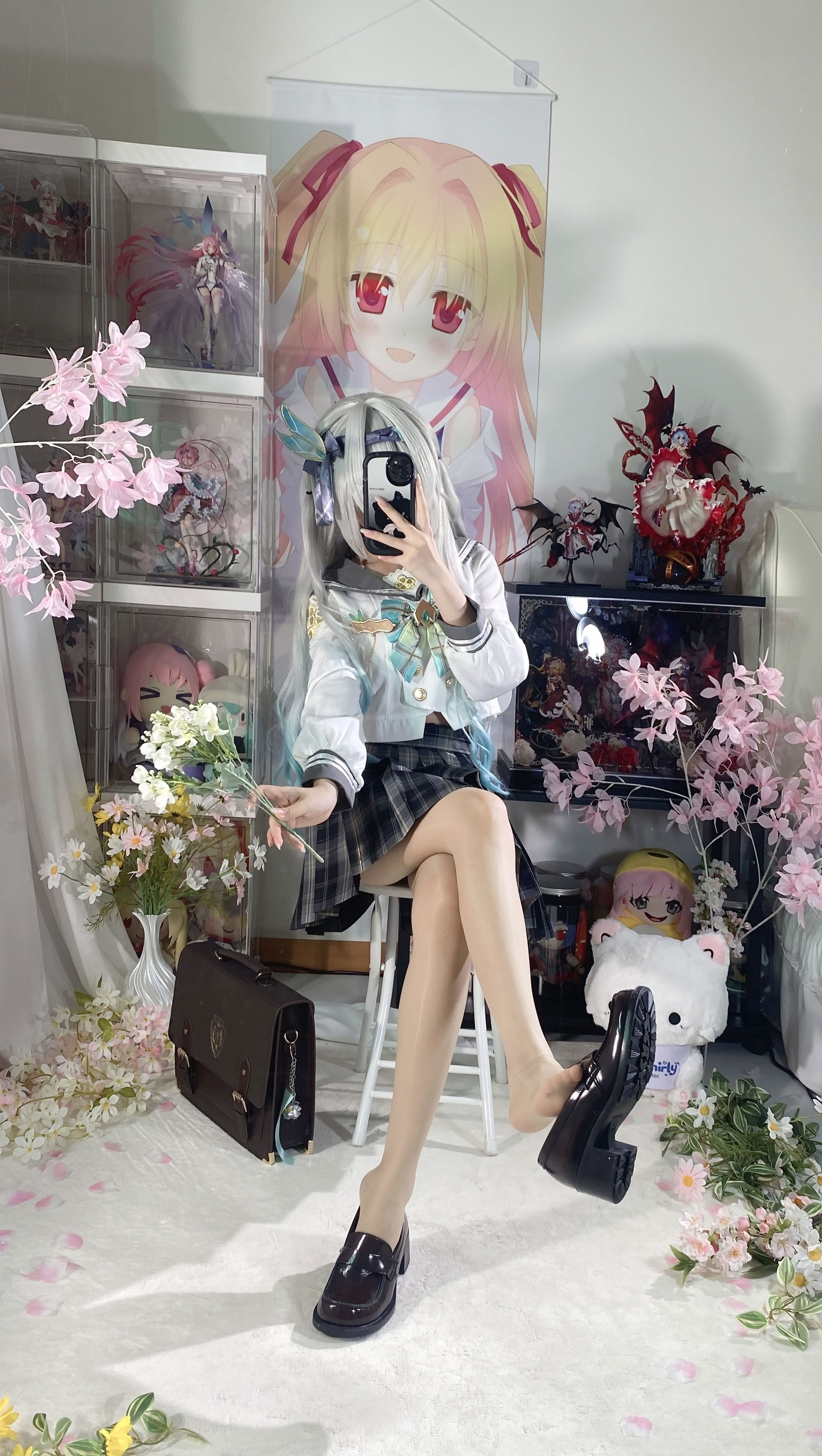 White Oak Shirly - Quà lưu niệm mùa xuân đom đóm (Honkai: Star Dome Railway)