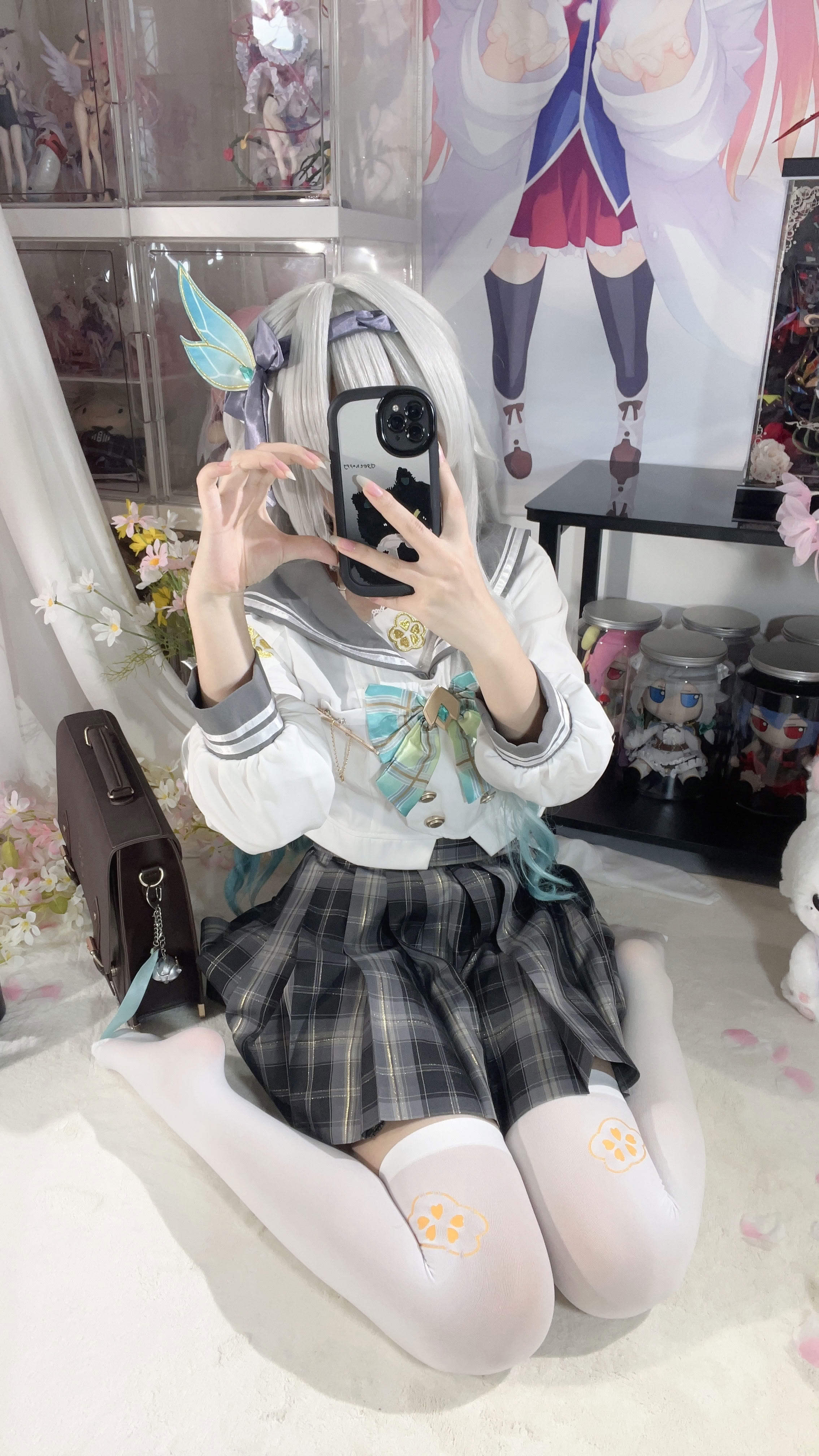 White Oak Shirly - Quà lưu niệm mùa xuân đom đóm (Honkai: Star Dome Railway)