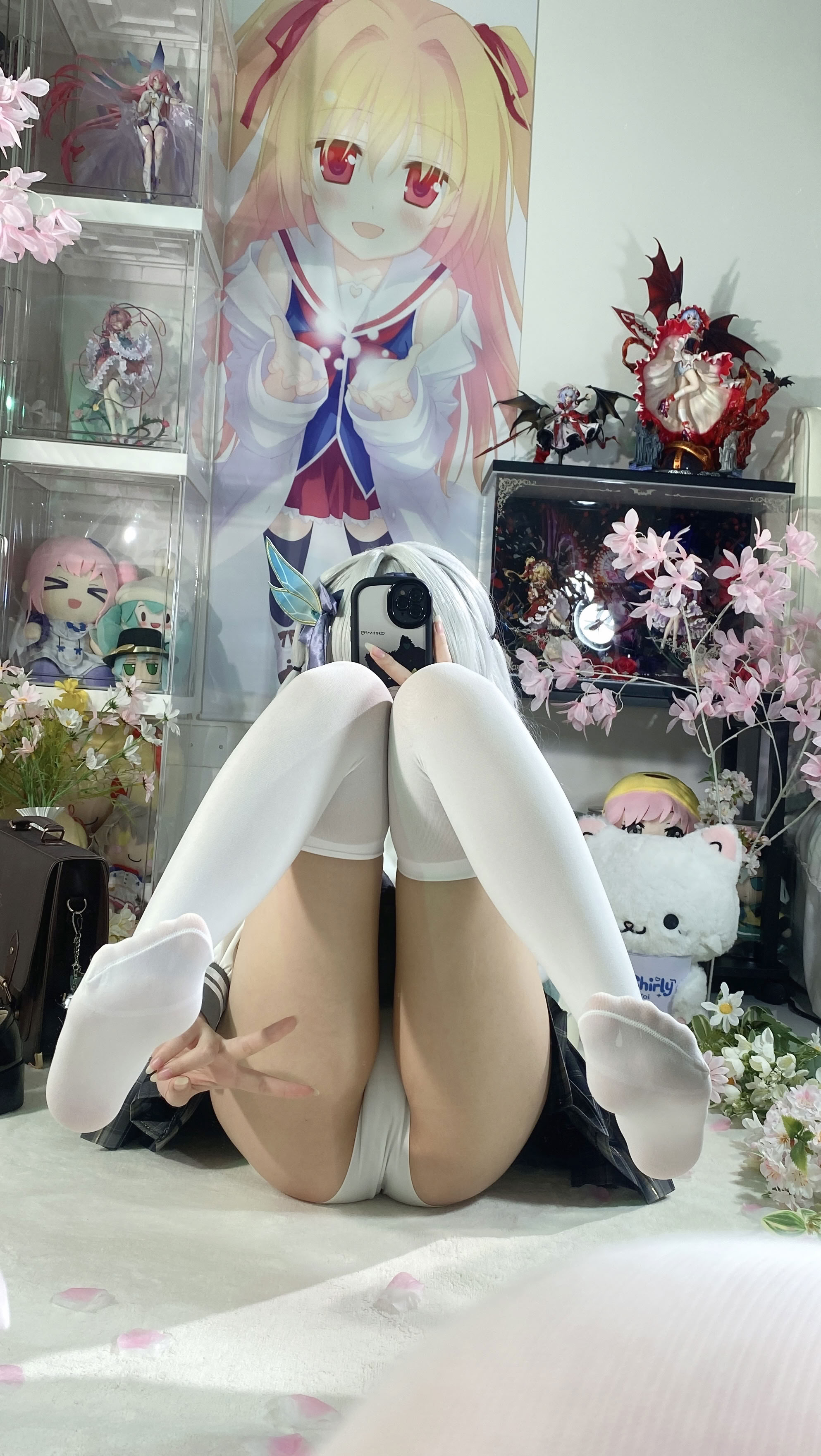 White Oak Shirly - Quà lưu niệm mùa xuân đom đóm (Honkai: Star Dome Railway)