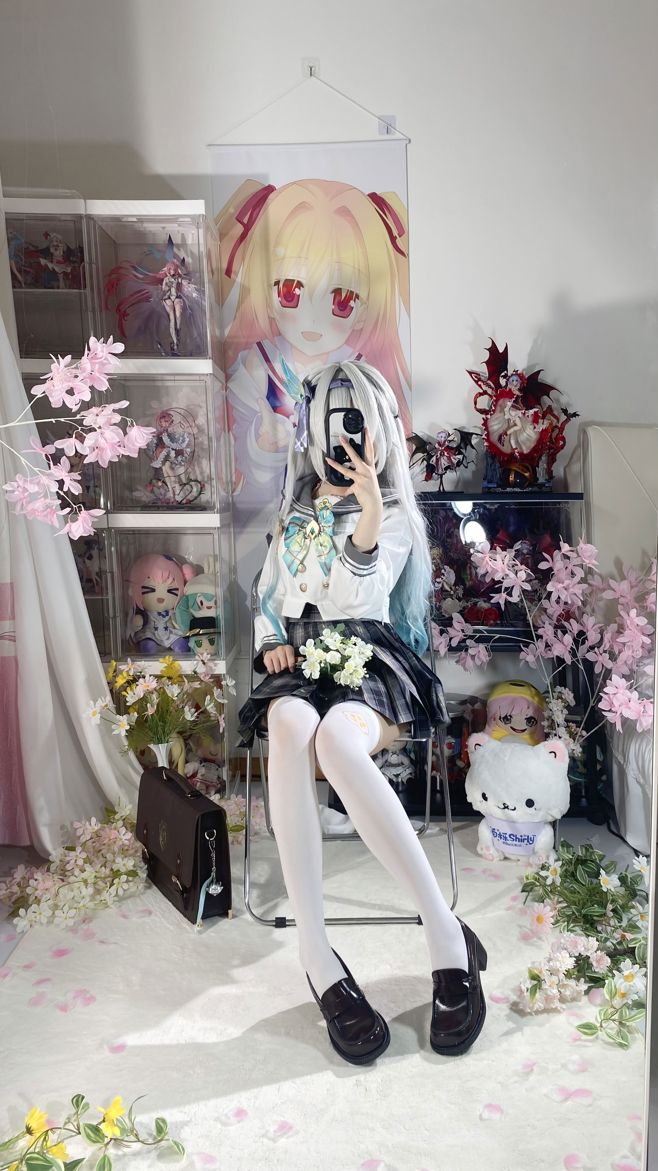 White Oak Shirly - Quà lưu niệm mùa xuân đom đóm (Honkai: Star Dome Railway)