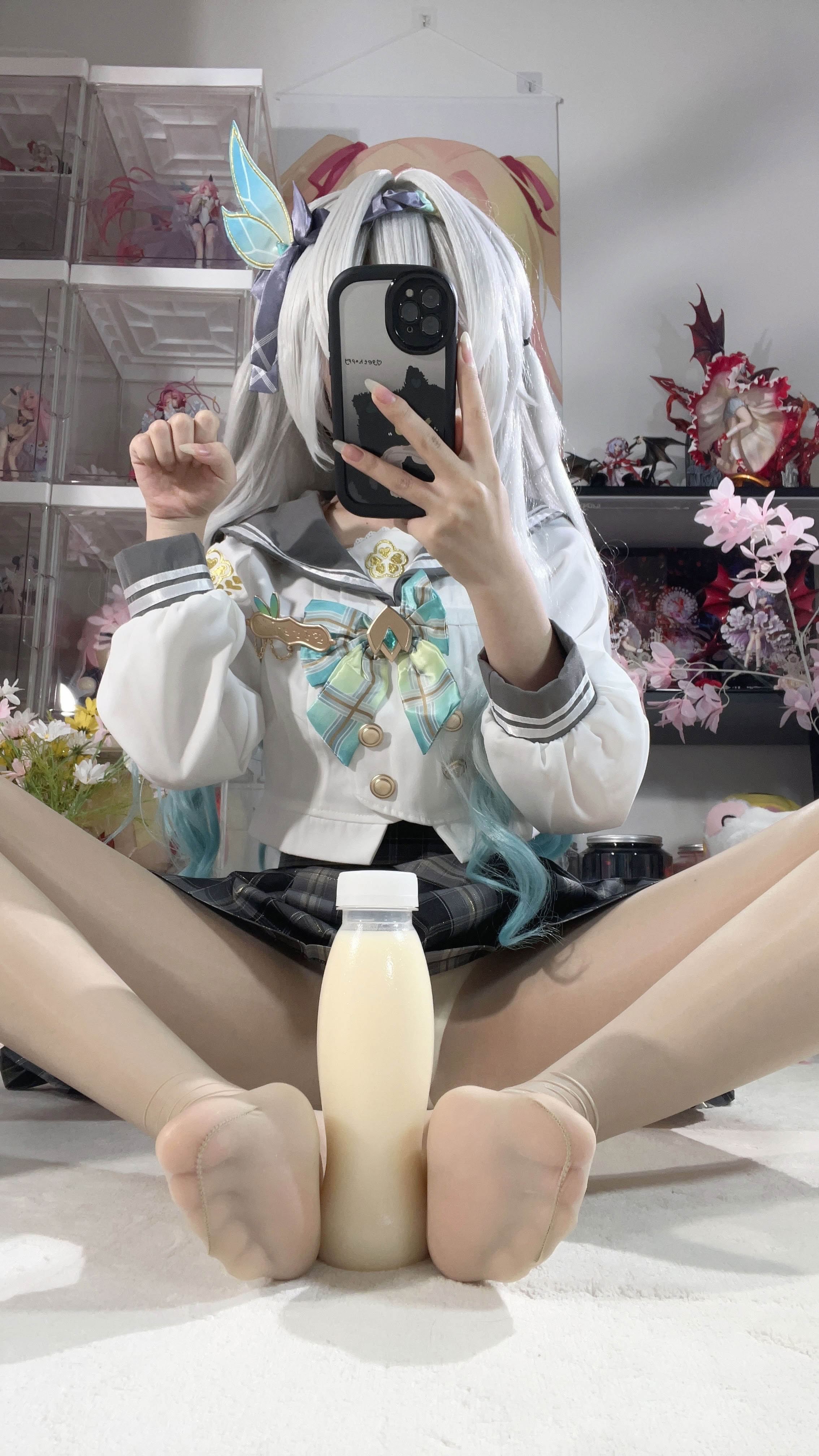 White Oak Shirly - Quà lưu niệm mùa xuân đom đóm (Honkai: Star Dome Railway)