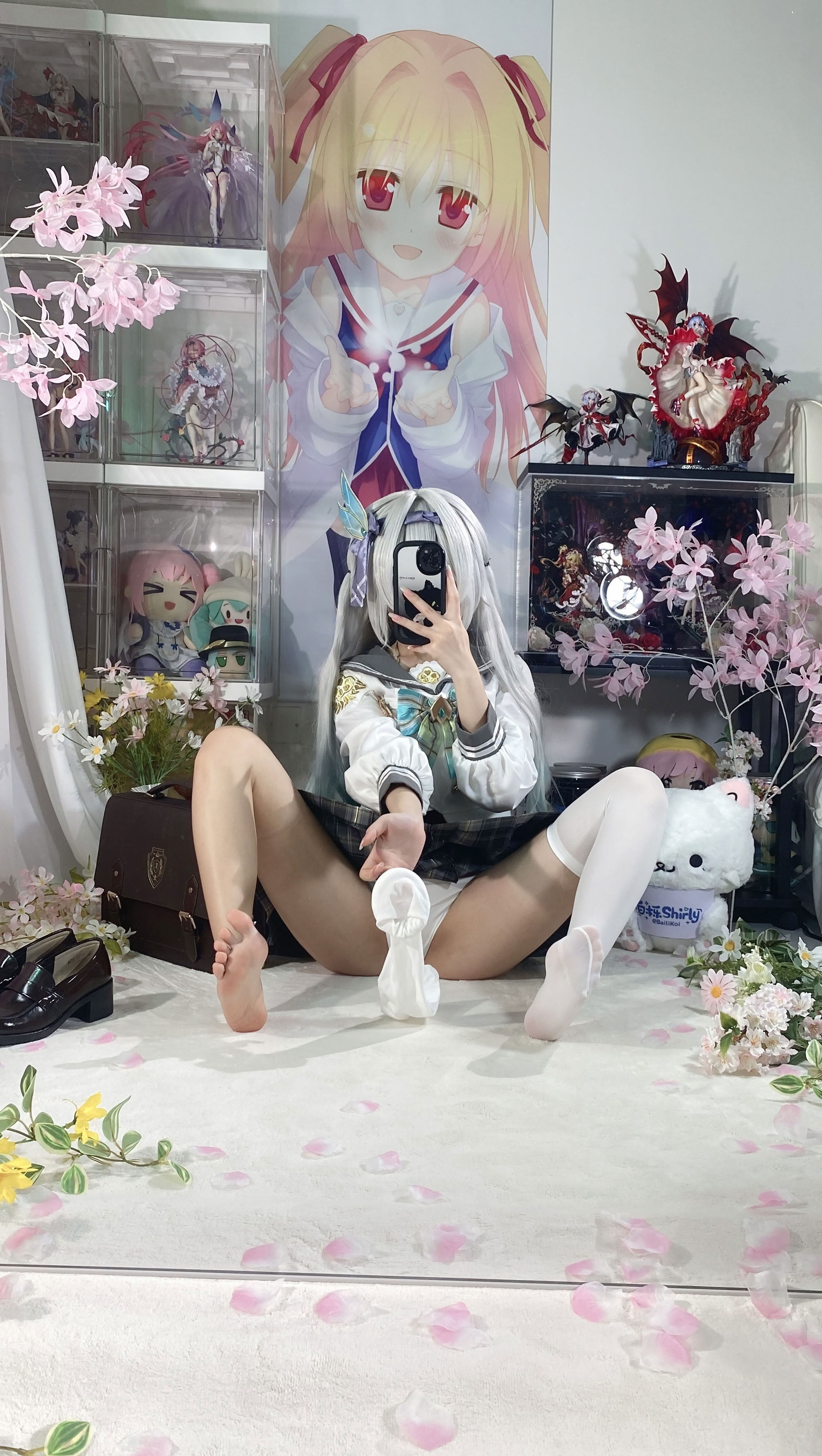 White Oak Shirly - Quà lưu niệm mùa xuân đom đóm (Honkai: Star Dome Railway)