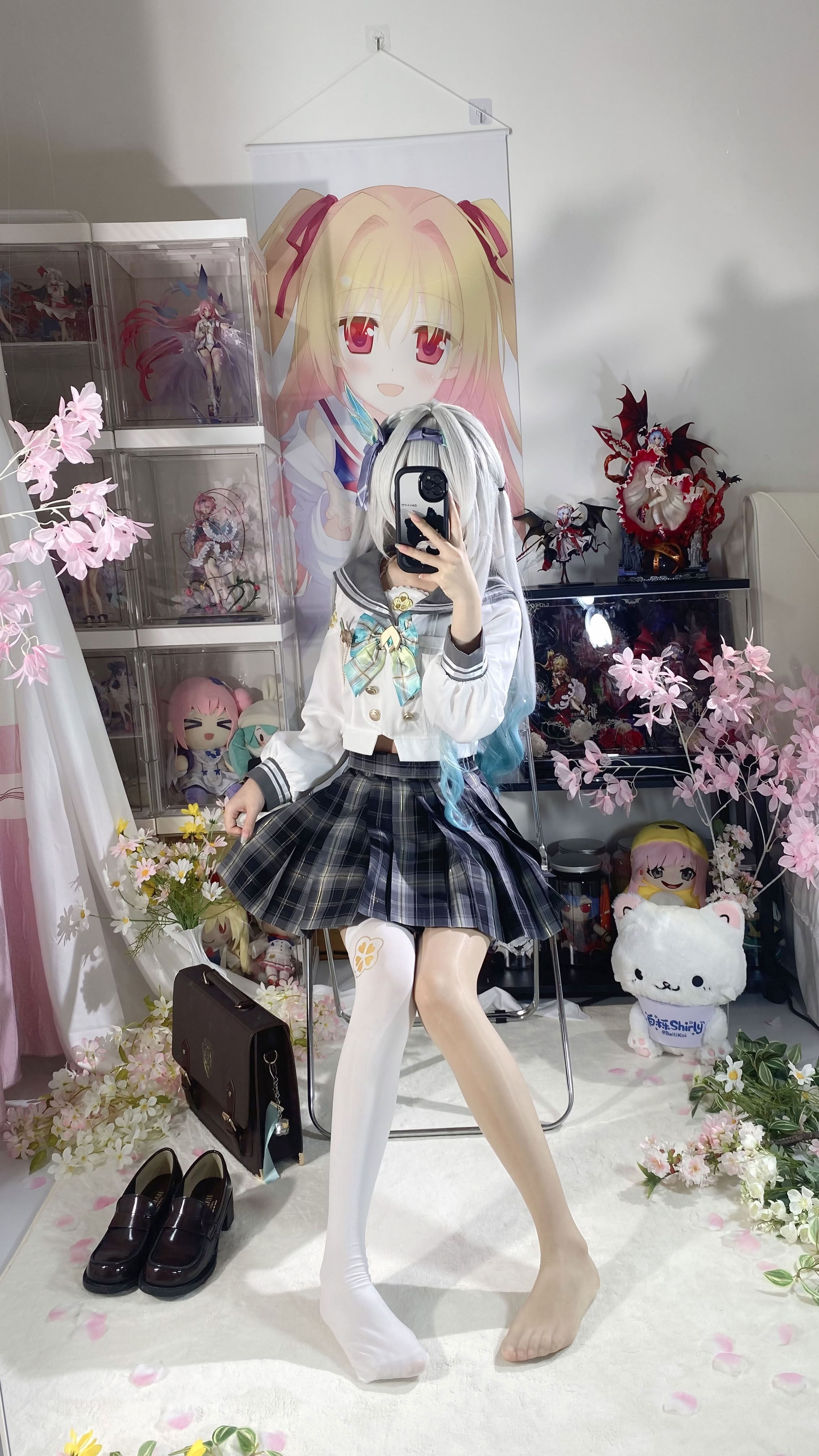 White Oak Shirly - Quà lưu niệm mùa xuân đom đóm (Honkai: Star Dome Railway)