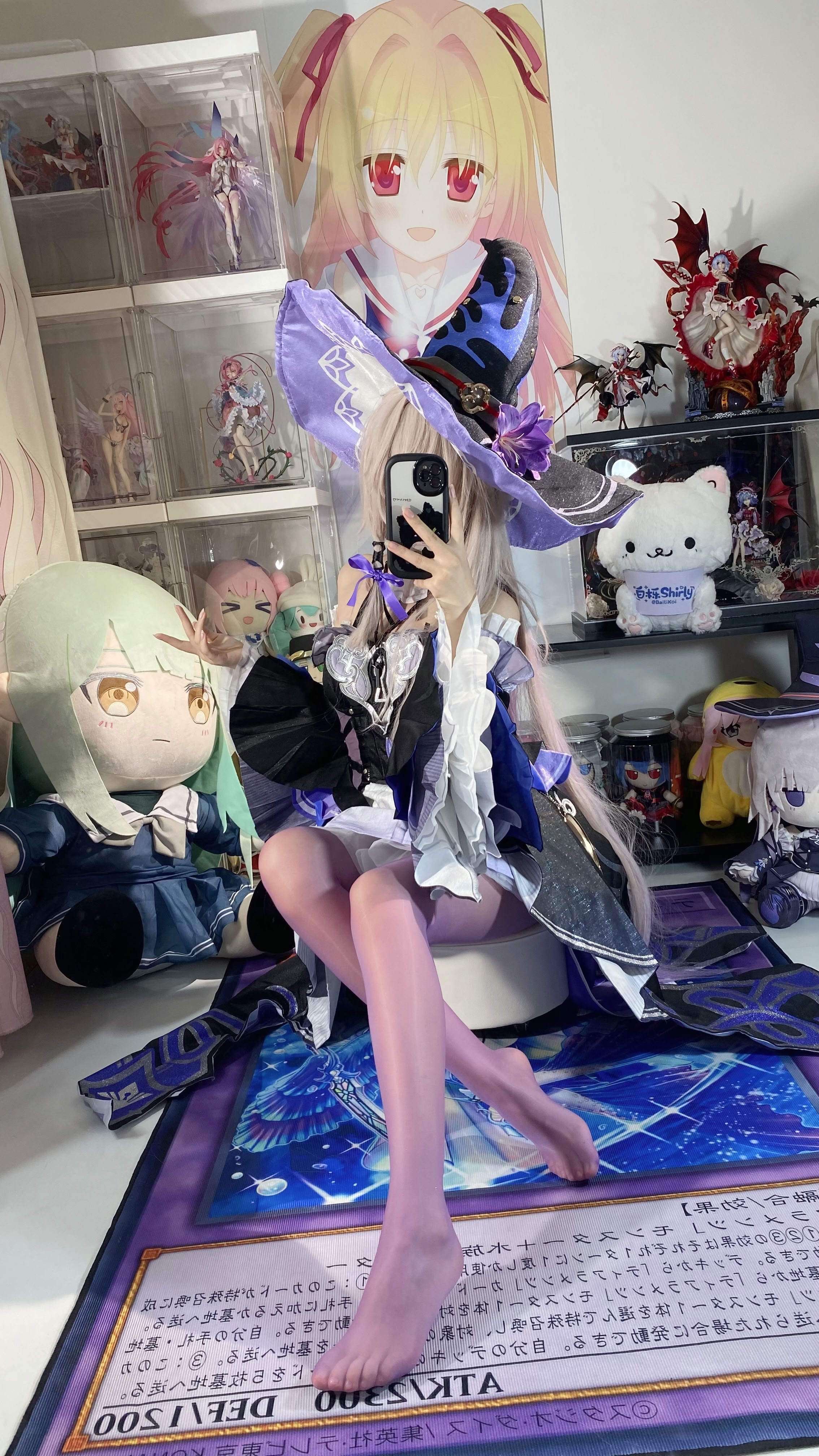 White Oak Shirly - Tháp đen lớn (Honkai Impact: Đường sắt mái vòm ngôi sao)