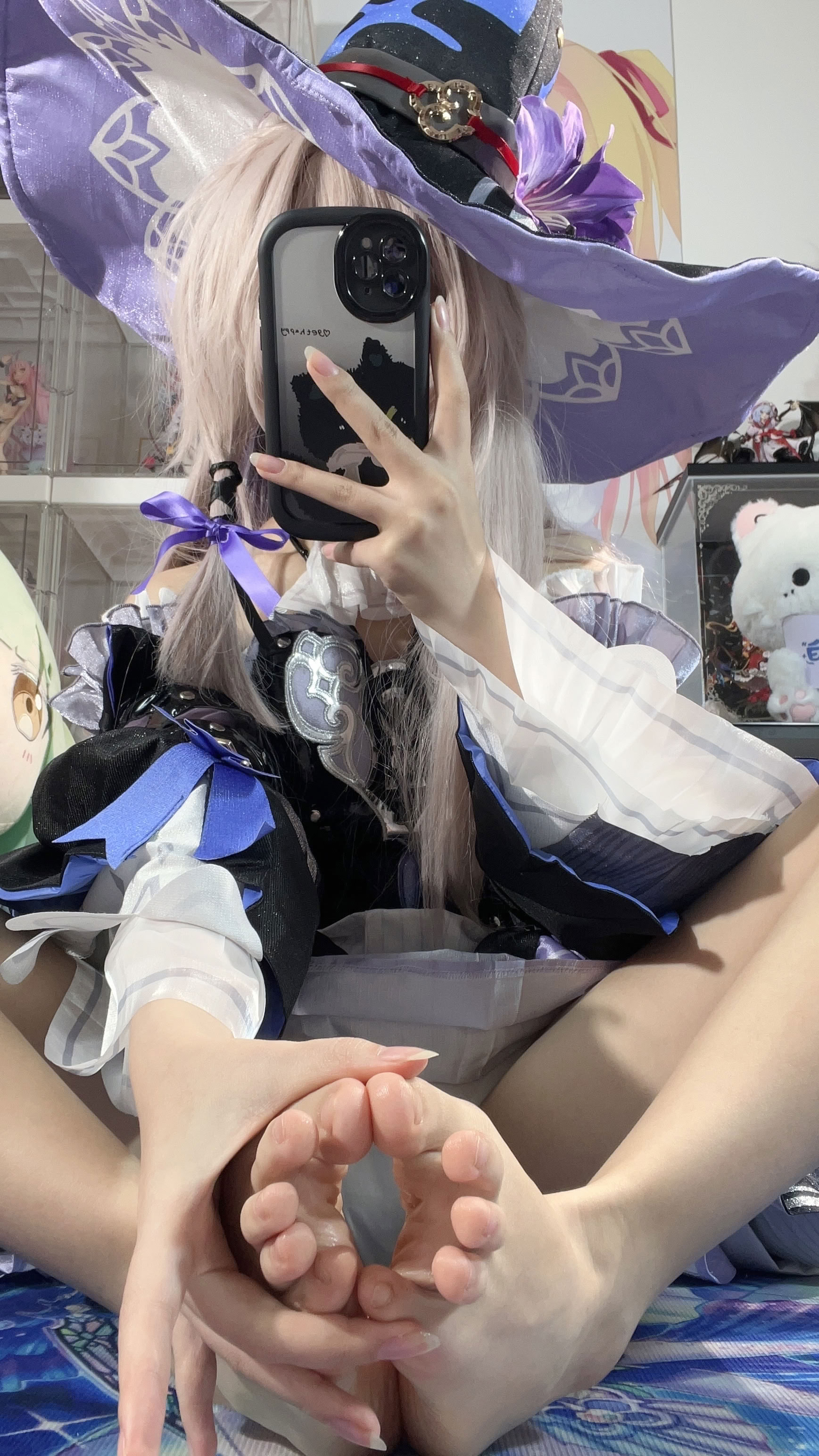 White Oak Shirly - Tháp đen lớn (Honkai Impact: Đường sắt mái vòm ngôi sao)