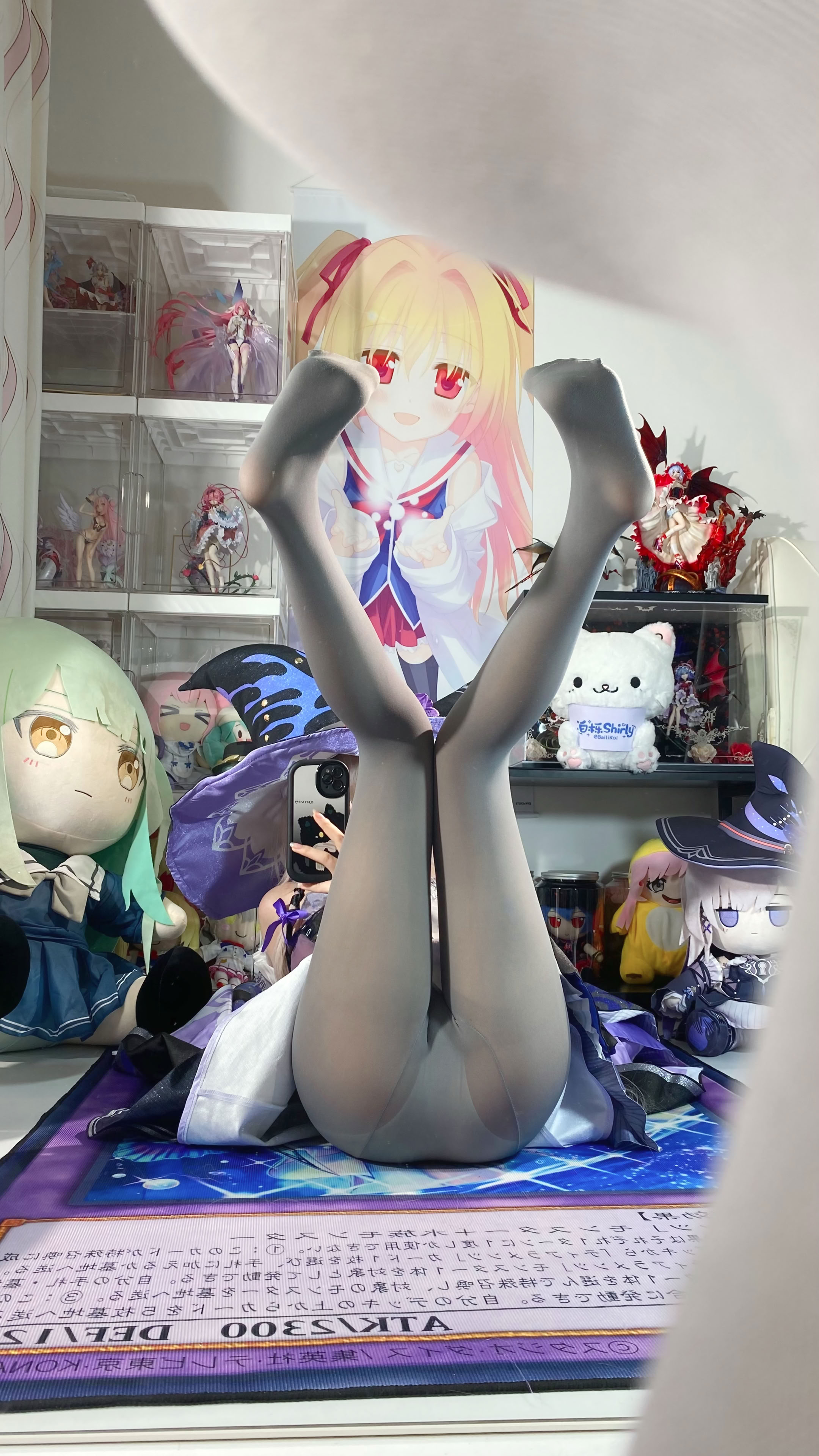 White Oak Shirly - Tháp đen lớn (Honkai Impact: Đường sắt mái vòm ngôi sao)