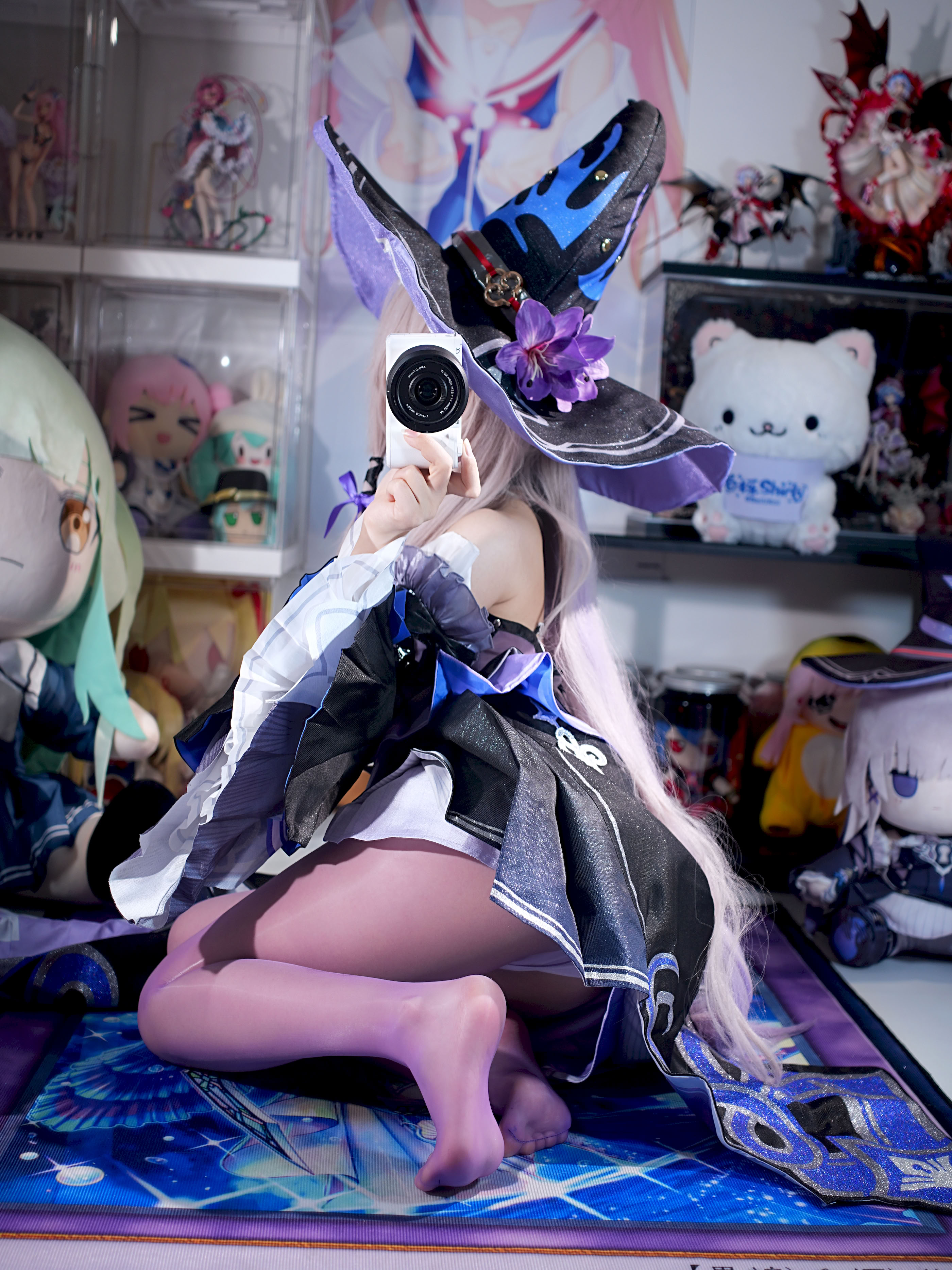 White Oak Shirly - Tháp đen lớn (Honkai Impact: Đường sắt mái vòm ngôi sao)