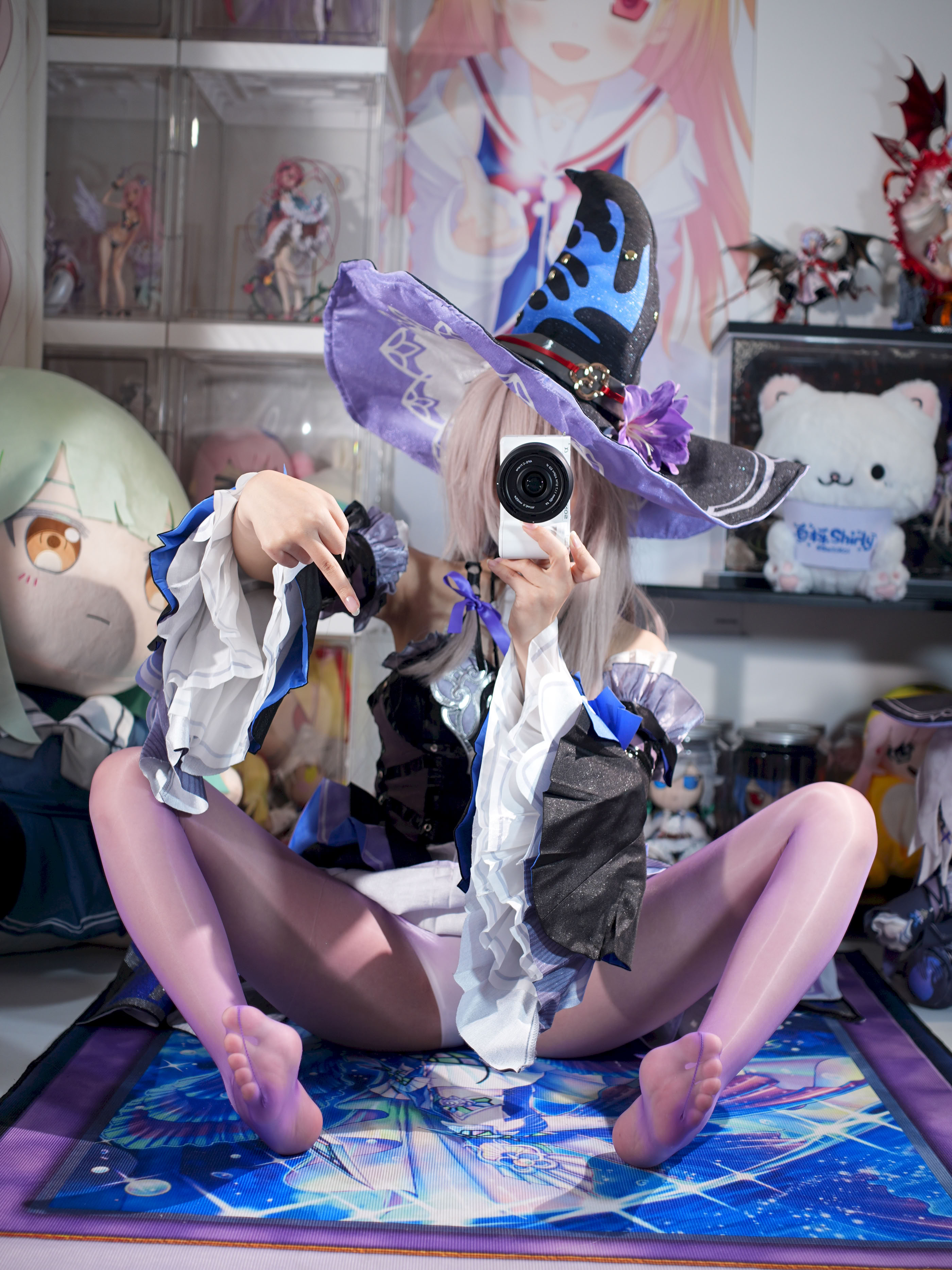 White Oak Shirly - Tháp đen lớn (Honkai Impact: Đường sắt mái vòm ngôi sao)