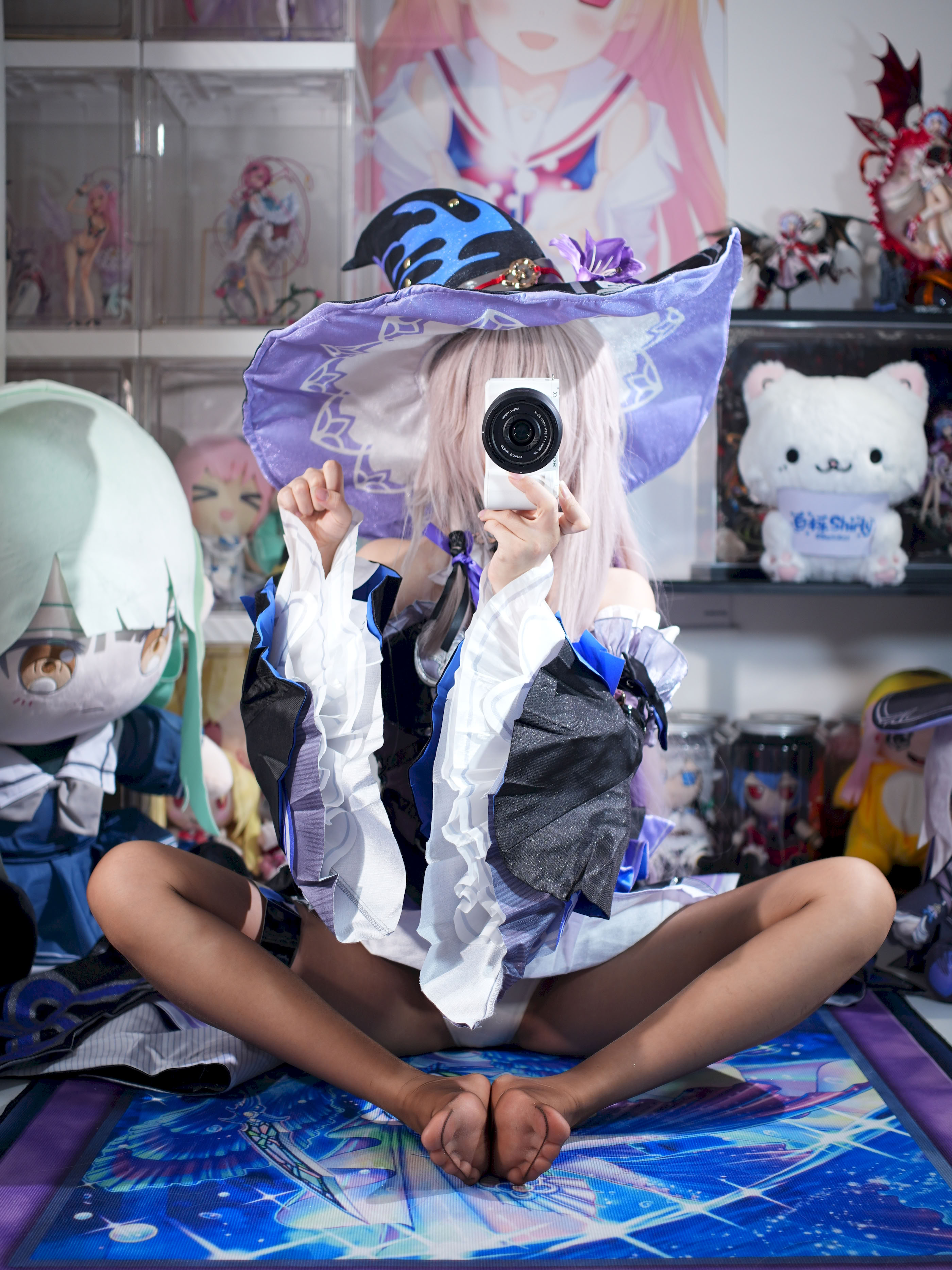 White Oak Shirly - Tháp đen lớn (Honkai Impact: Đường sắt mái vòm ngôi sao)