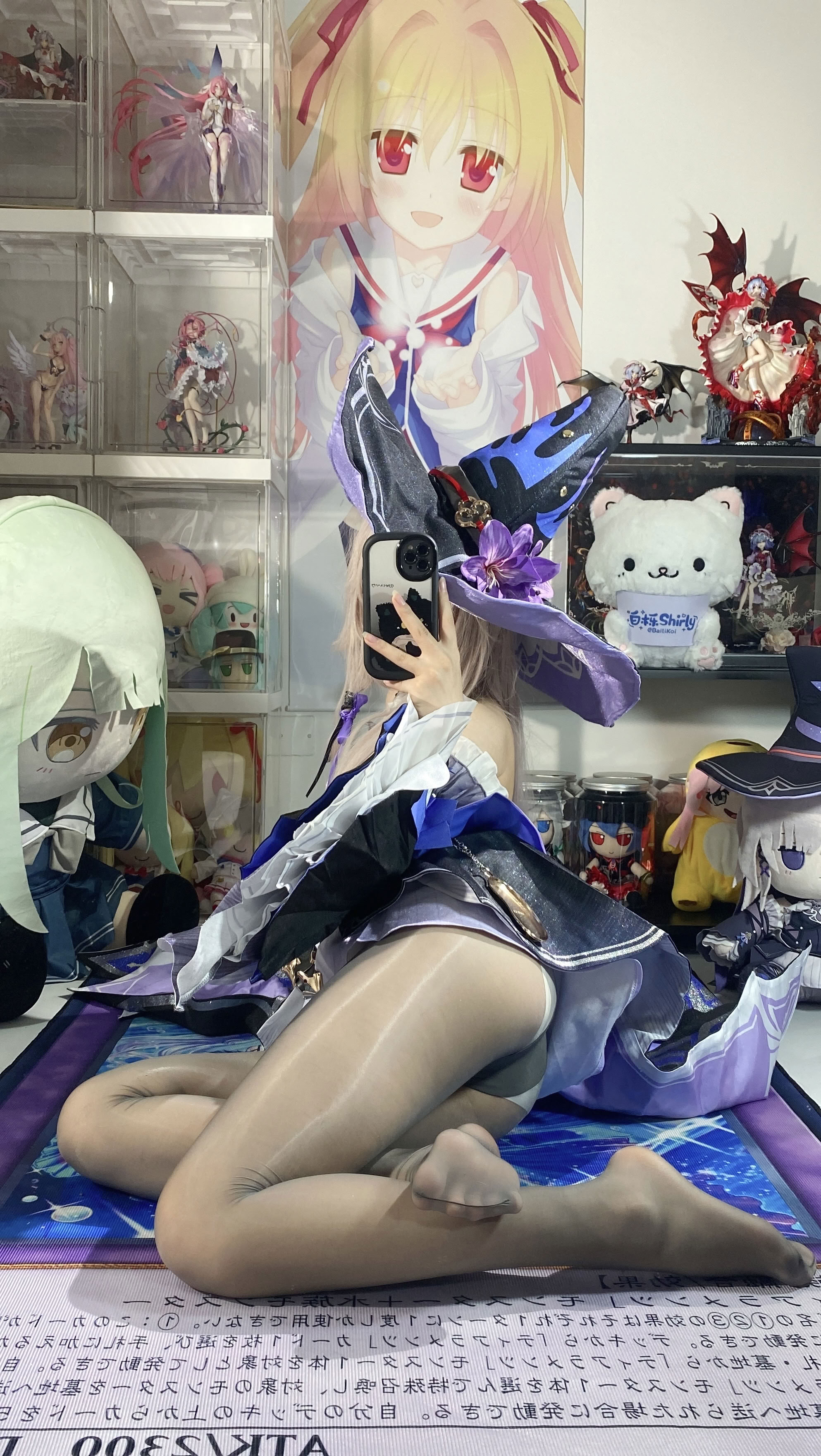 White Oak Shirly - Tháp đen lớn (Honkai Impact: Đường sắt mái vòm ngôi sao)