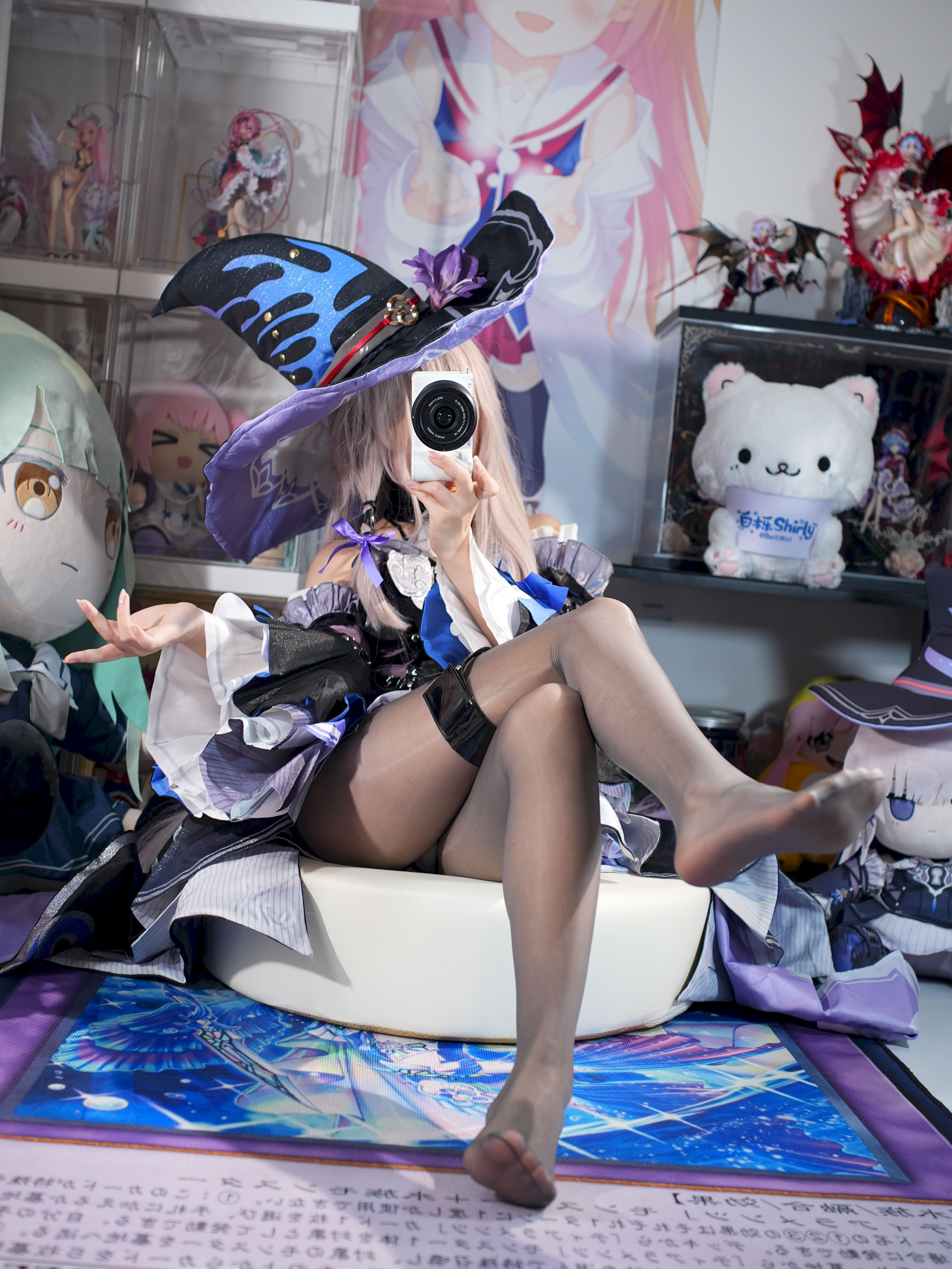 White Oak Shirly - Tháp đen lớn (Honkai Impact: Đường sắt mái vòm ngôi sao)