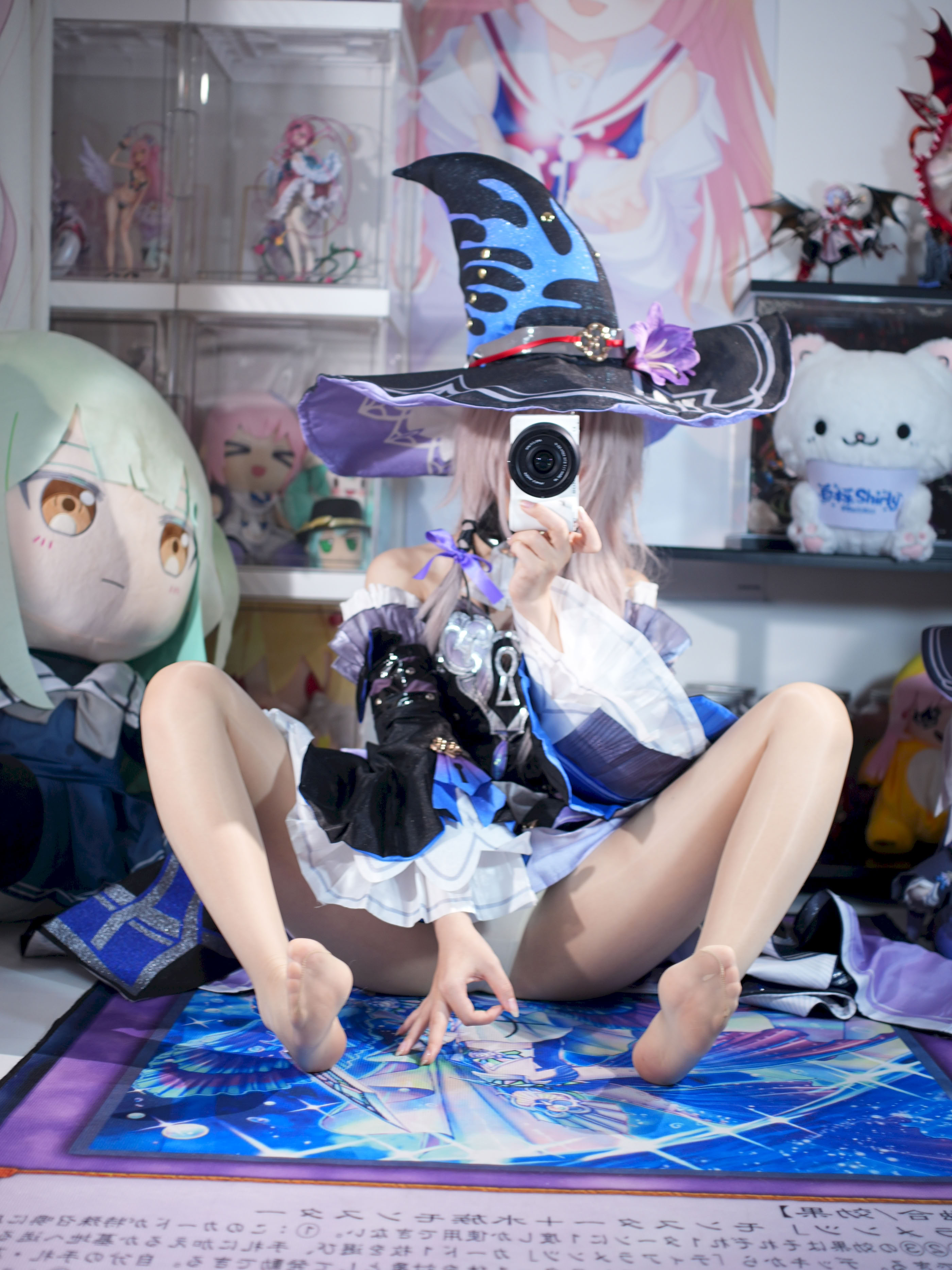 White Oak Shirly - Tháp đen lớn (Honkai Impact: Đường sắt mái vòm ngôi sao)