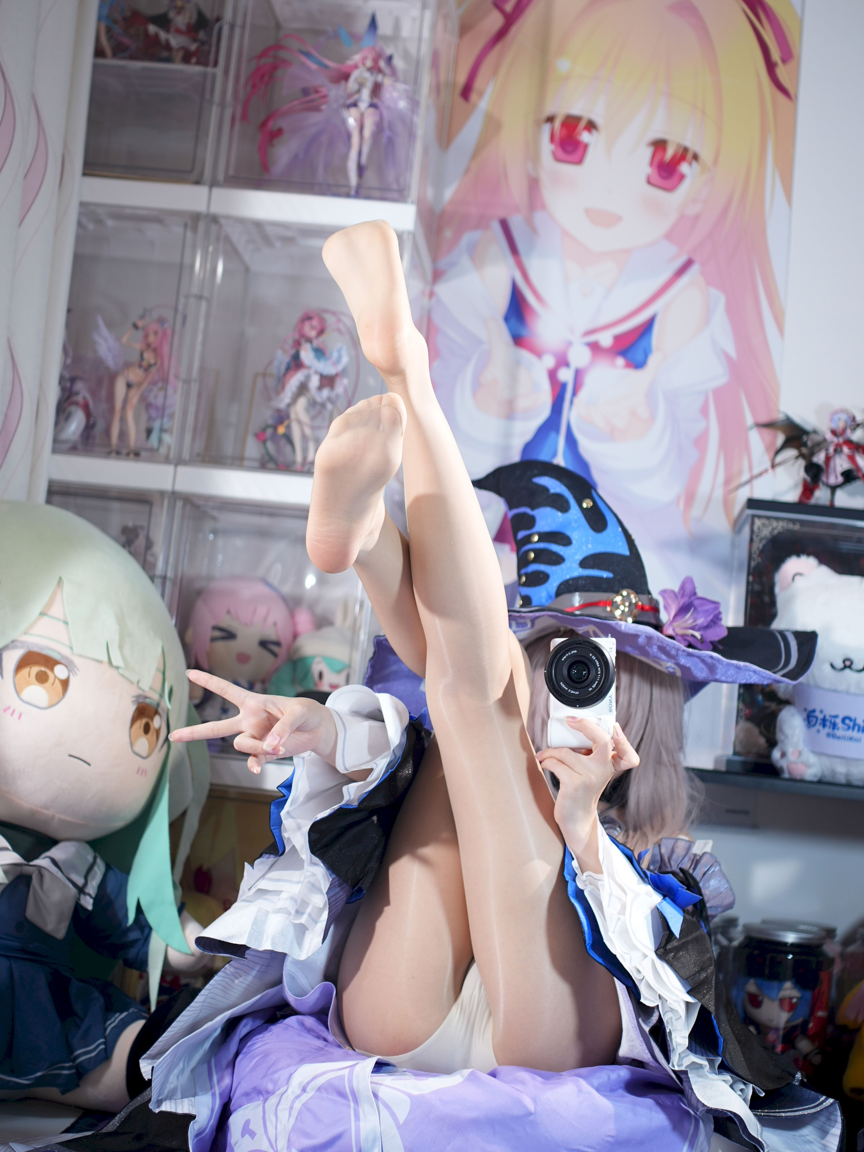 White Oak Shirly - Tháp đen lớn (Honkai Impact: Đường sắt mái vòm ngôi sao)