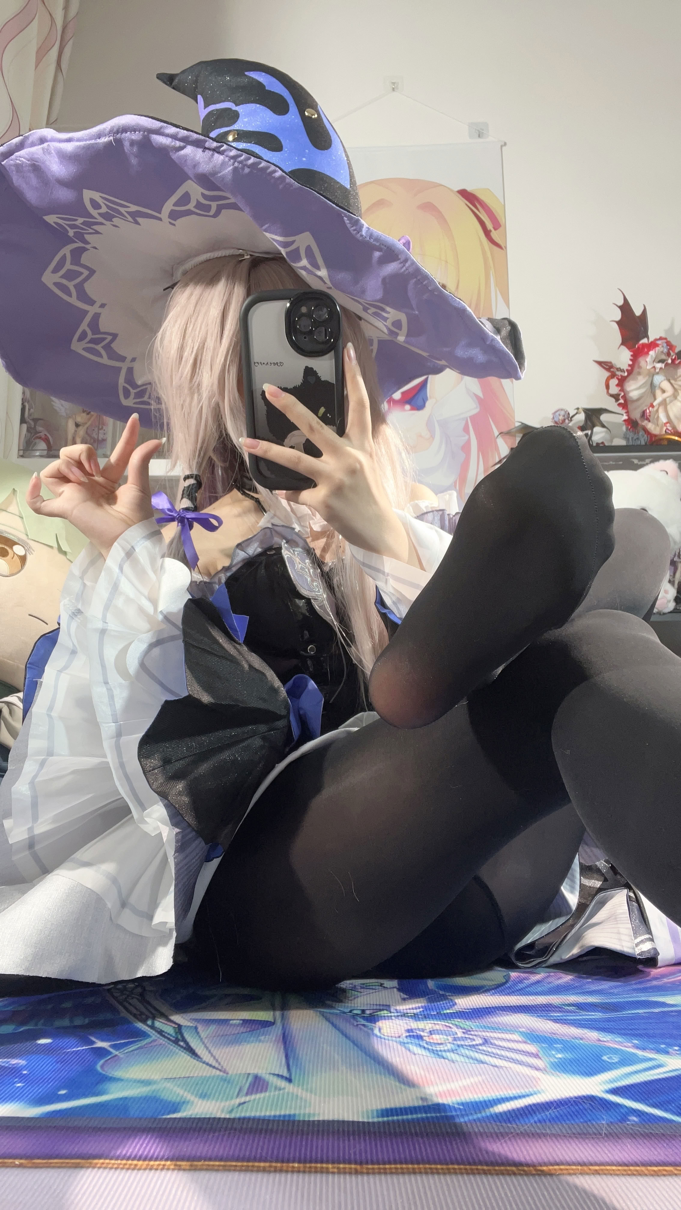 White Oak Shirly - Tháp đen lớn (Honkai Impact: Đường sắt mái vòm ngôi sao)