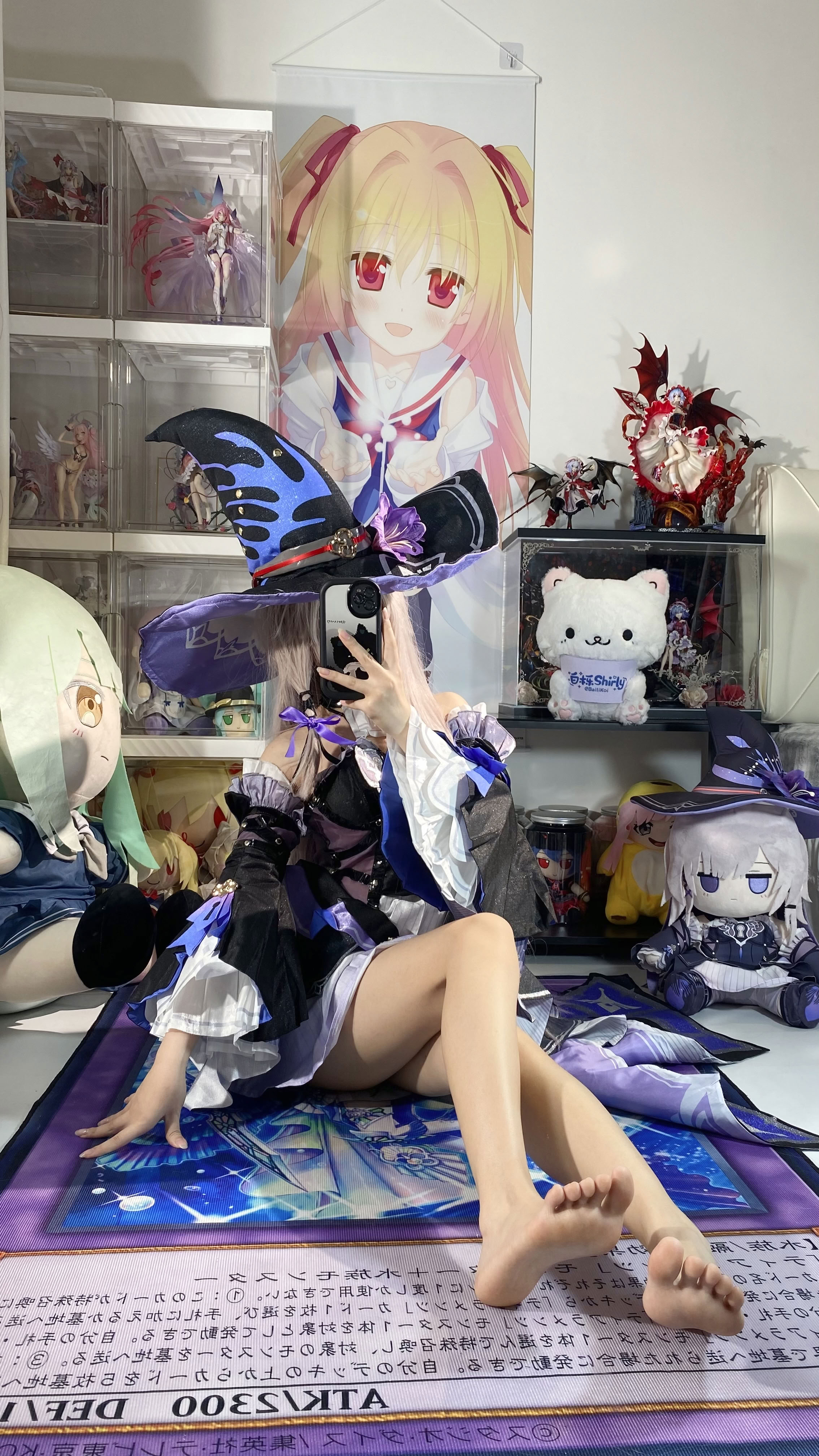 White Oak Shirly - Tháp đen lớn (Honkai Impact: Đường sắt mái vòm ngôi sao)