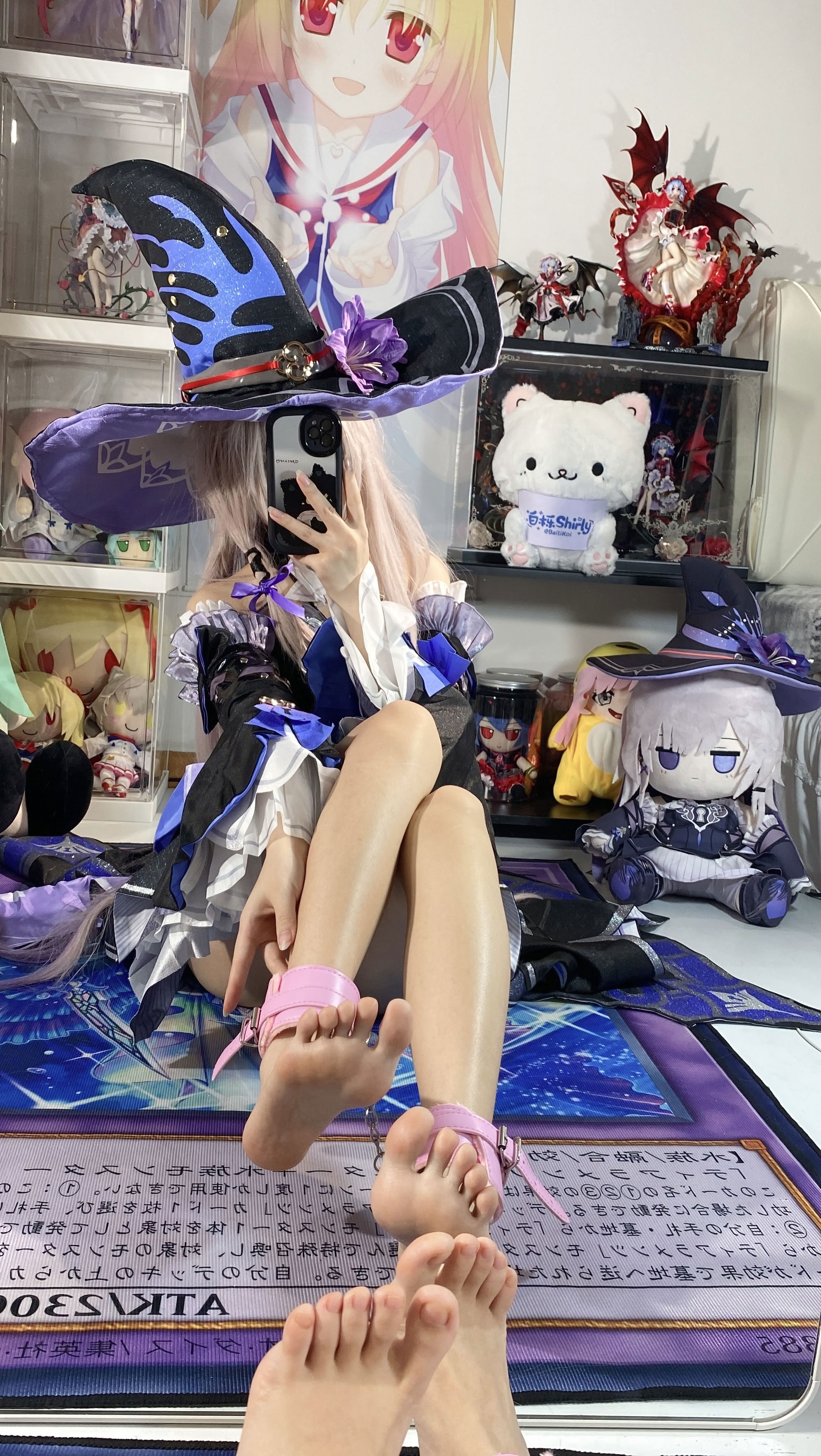 White Oak Shirly - Tháp đen lớn (Honkai Impact: Đường sắt mái vòm ngôi sao)