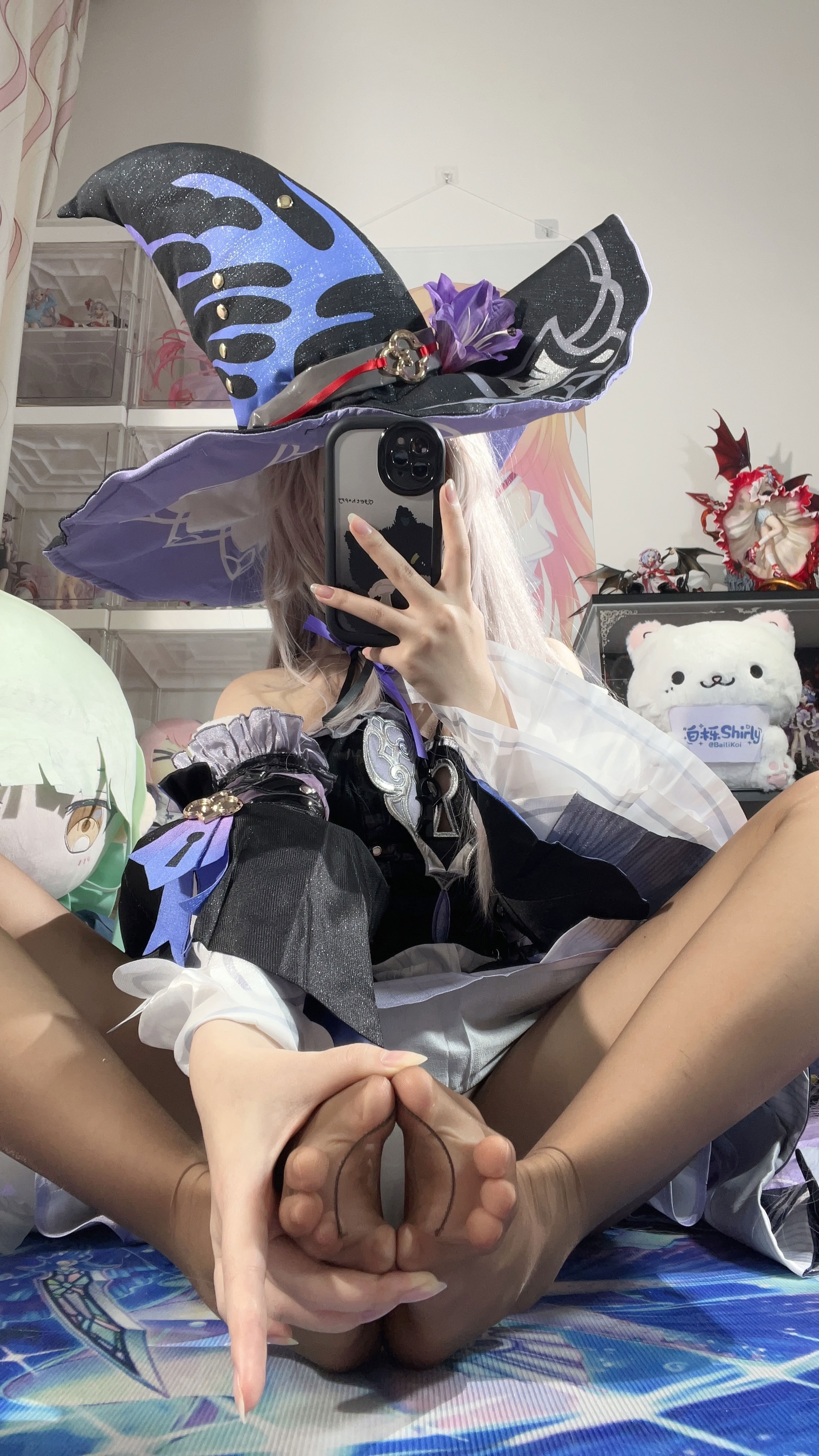 White Oak Shirly - Tháp đen lớn (Honkai Impact: Đường sắt mái vòm ngôi sao)