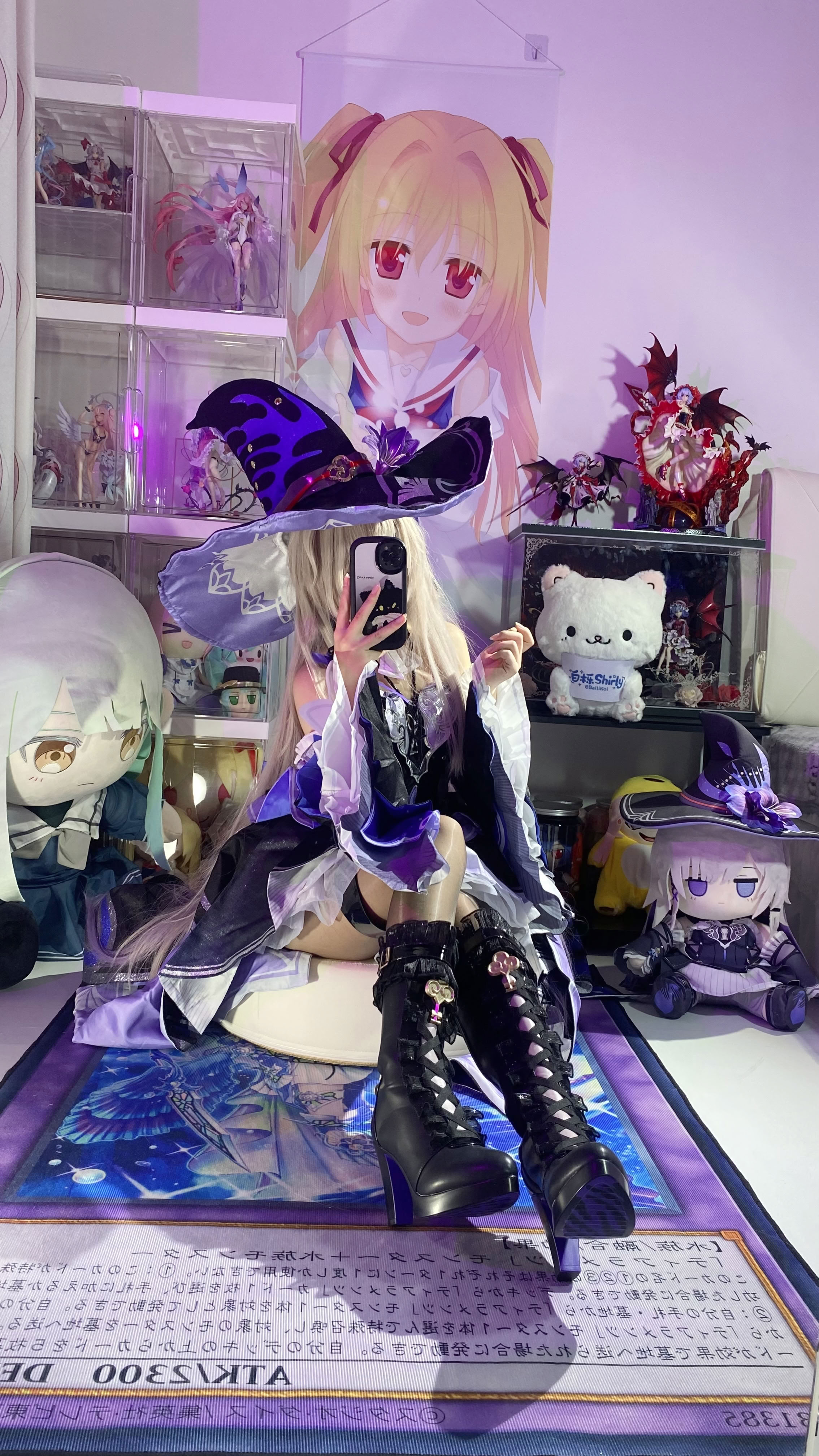 White Oak Shirly - Tháp đen lớn (Honkai Impact: Đường sắt mái vòm ngôi sao)