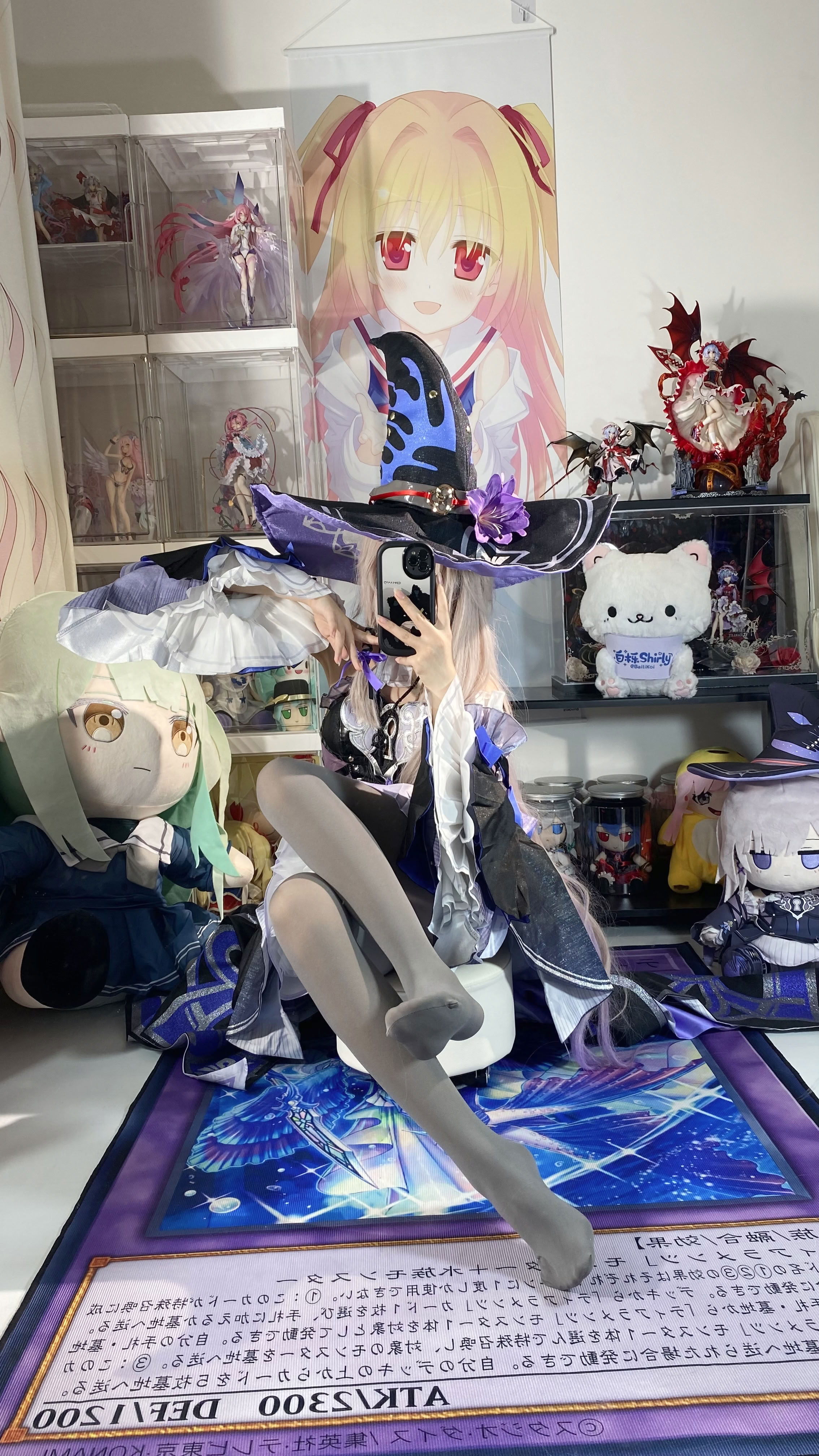 White Oak Shirly - Tháp đen lớn (Honkai Impact: Đường sắt mái vòm ngôi sao)
