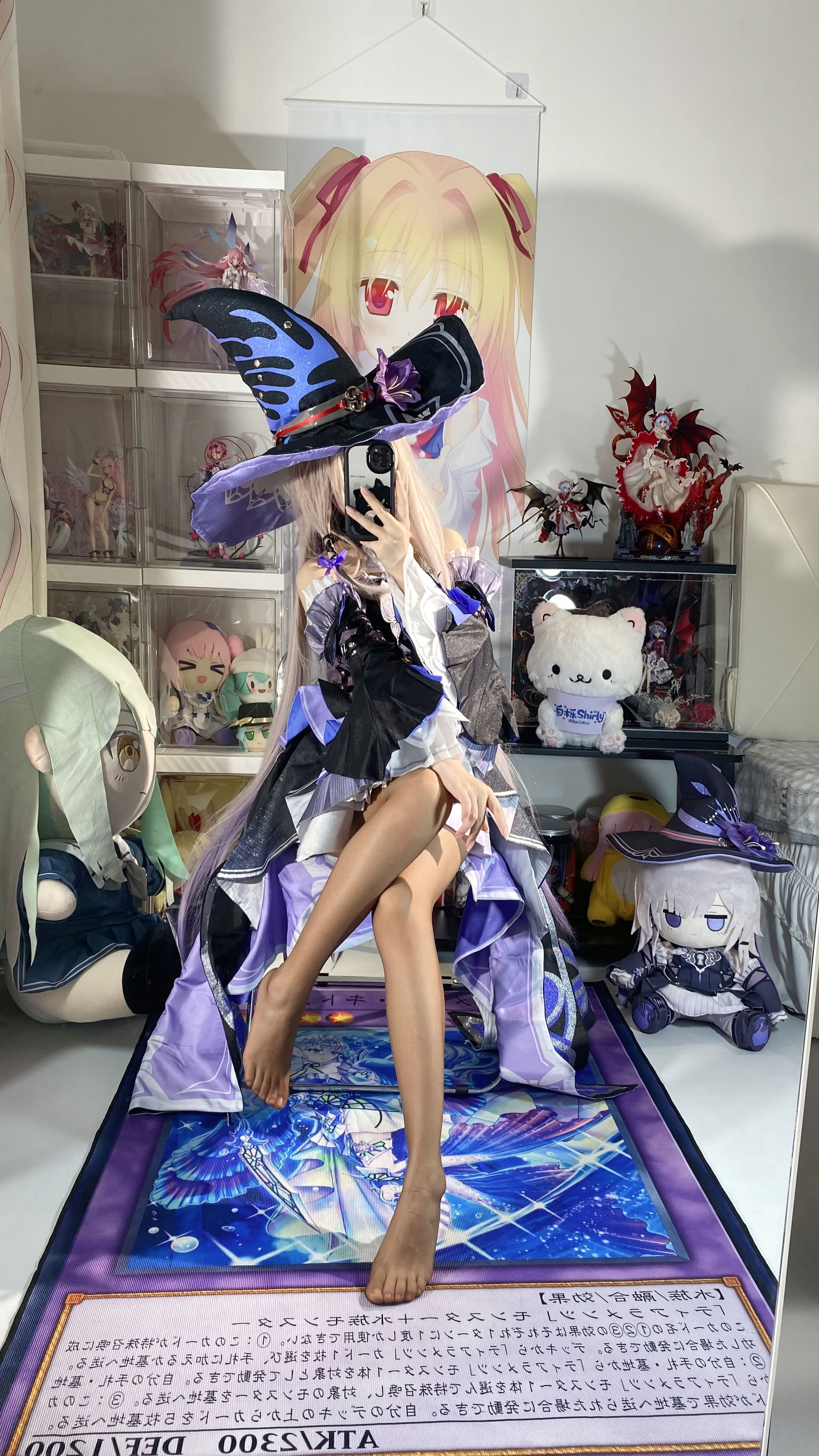 White Oak Shirly - Tháp đen lớn (Honkai Impact: Đường sắt mái vòm ngôi sao)