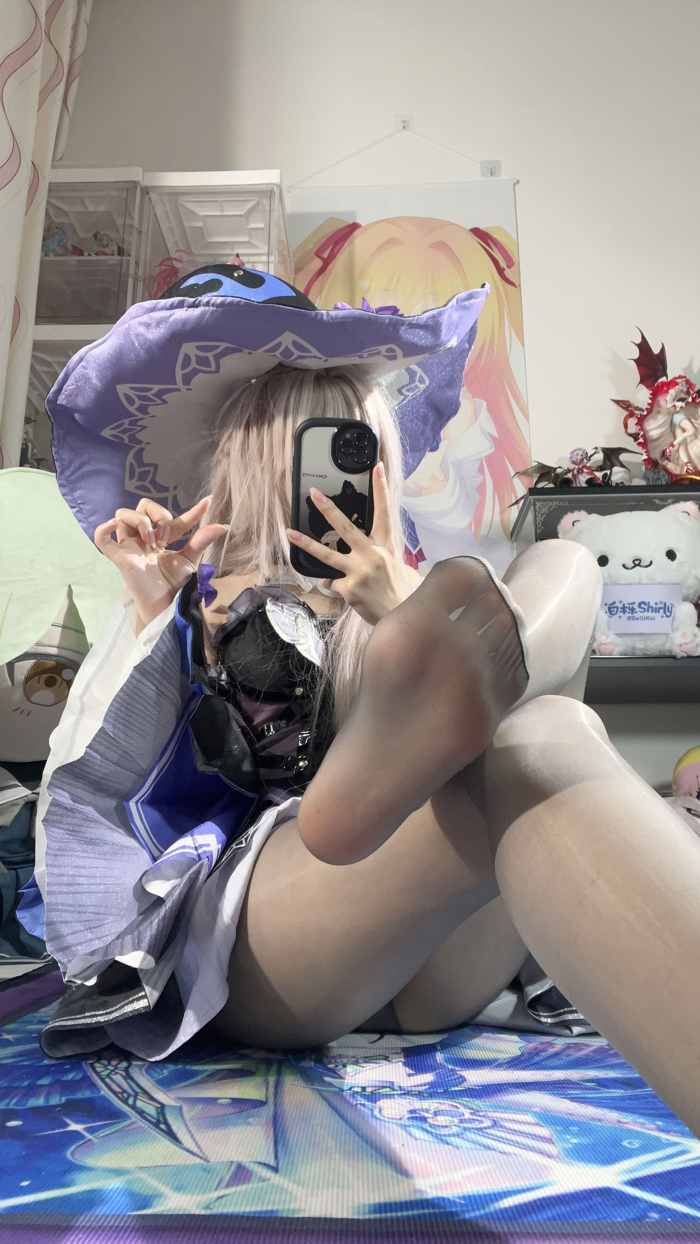 White Oak Shirly - Tháp đen lớn (Honkai Impact: Đường sắt mái vòm ngôi sao)