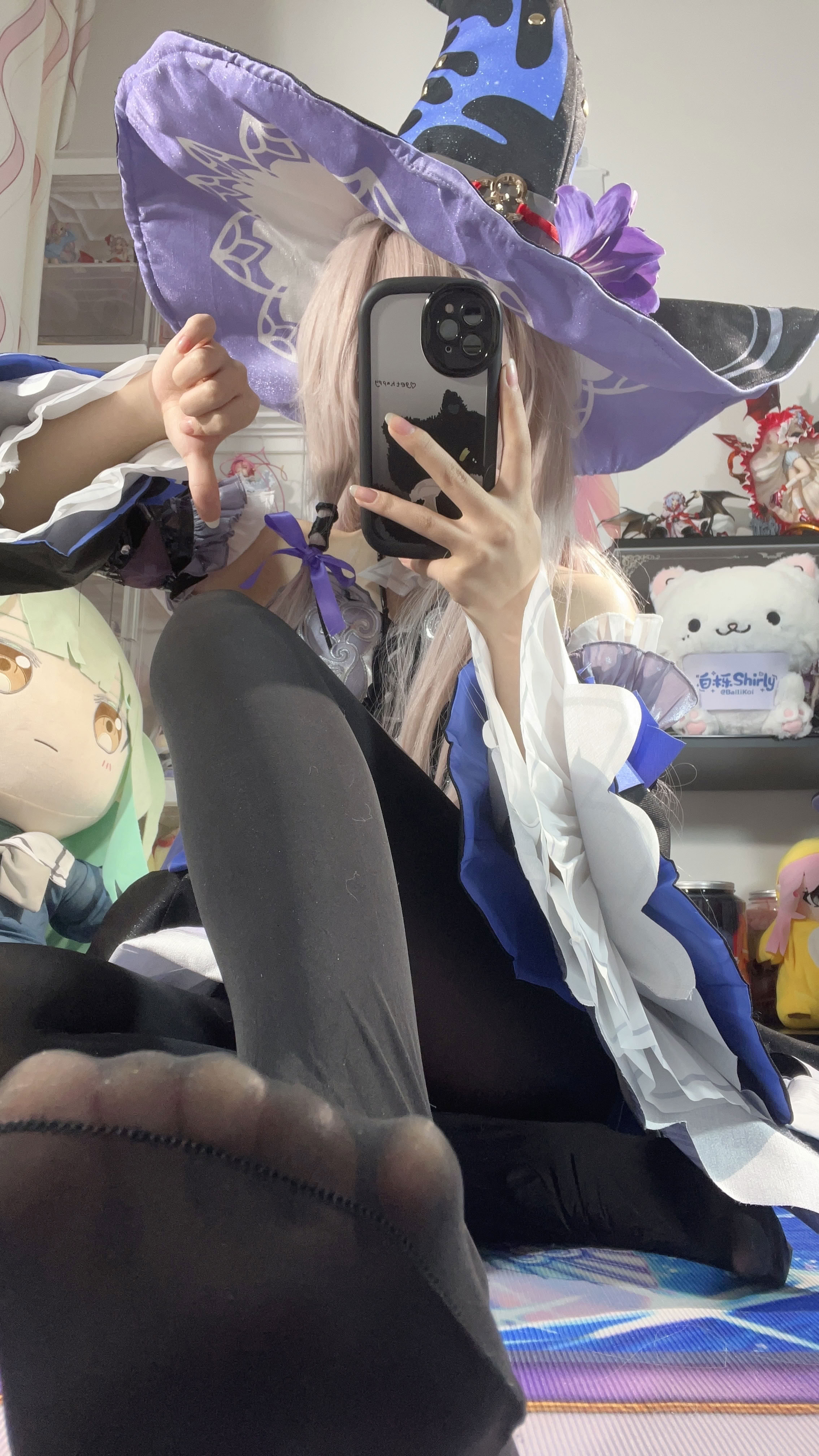 White Oak Shirly - Tháp đen lớn (Honkai Impact: Đường sắt mái vòm ngôi sao)