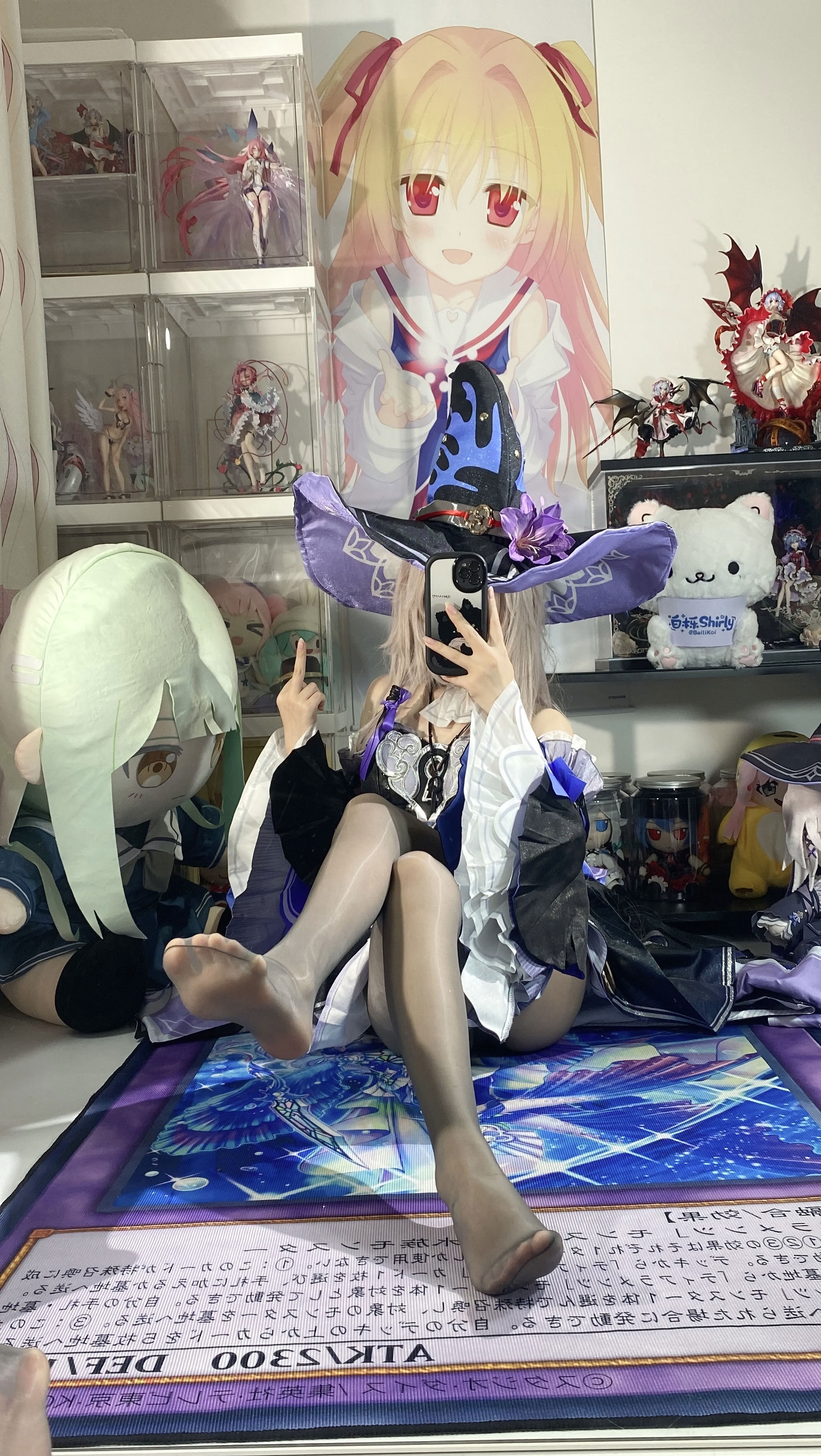 White Oak Shirly - Tháp đen lớn (Honkai Impact: Đường sắt mái vòm ngôi sao)