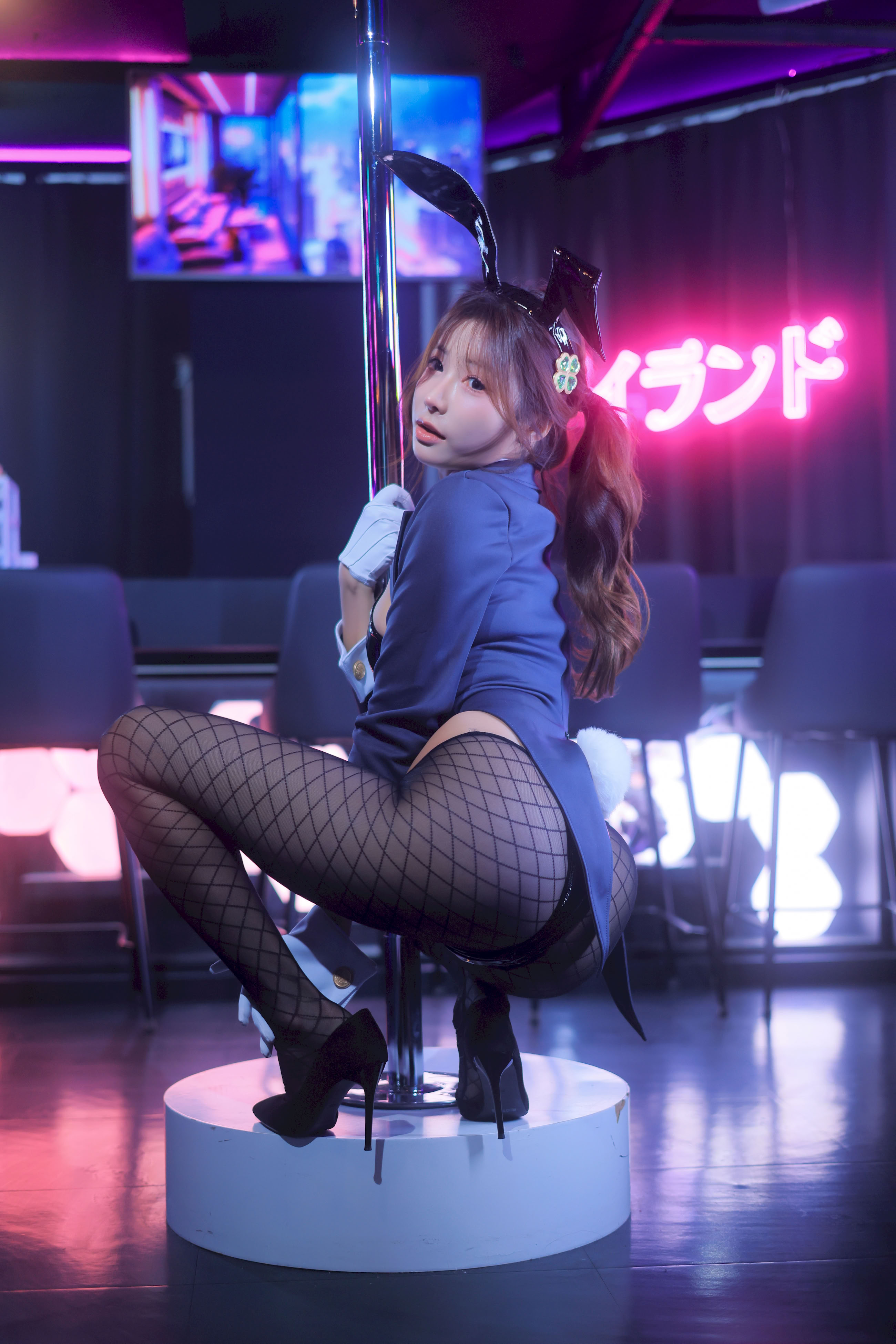 YeonYu - Đặc vụ Bunny Ade