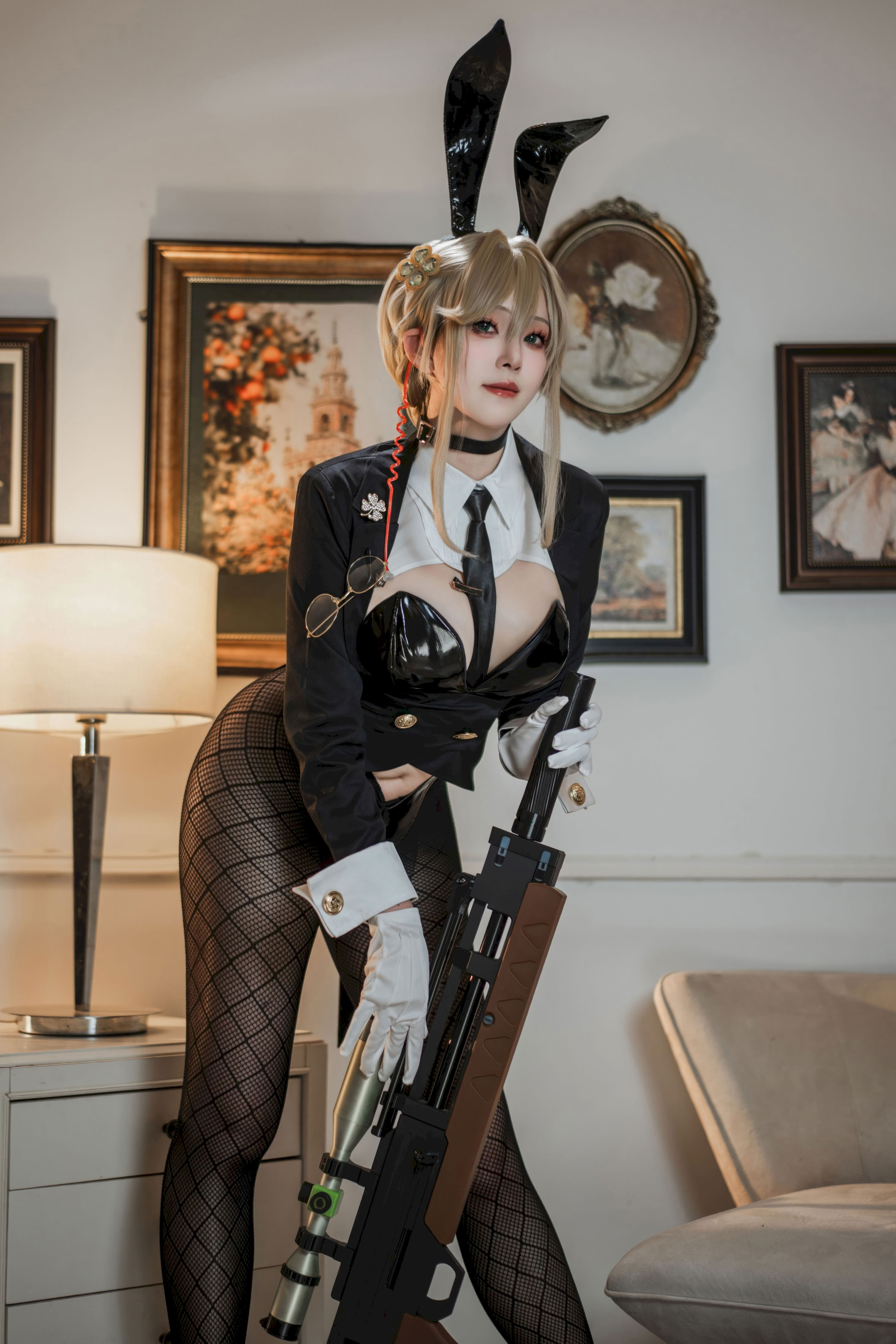 -Natsuko - Nữ thần chiến thắng: Nikki Ed Đặc vụ Bunny