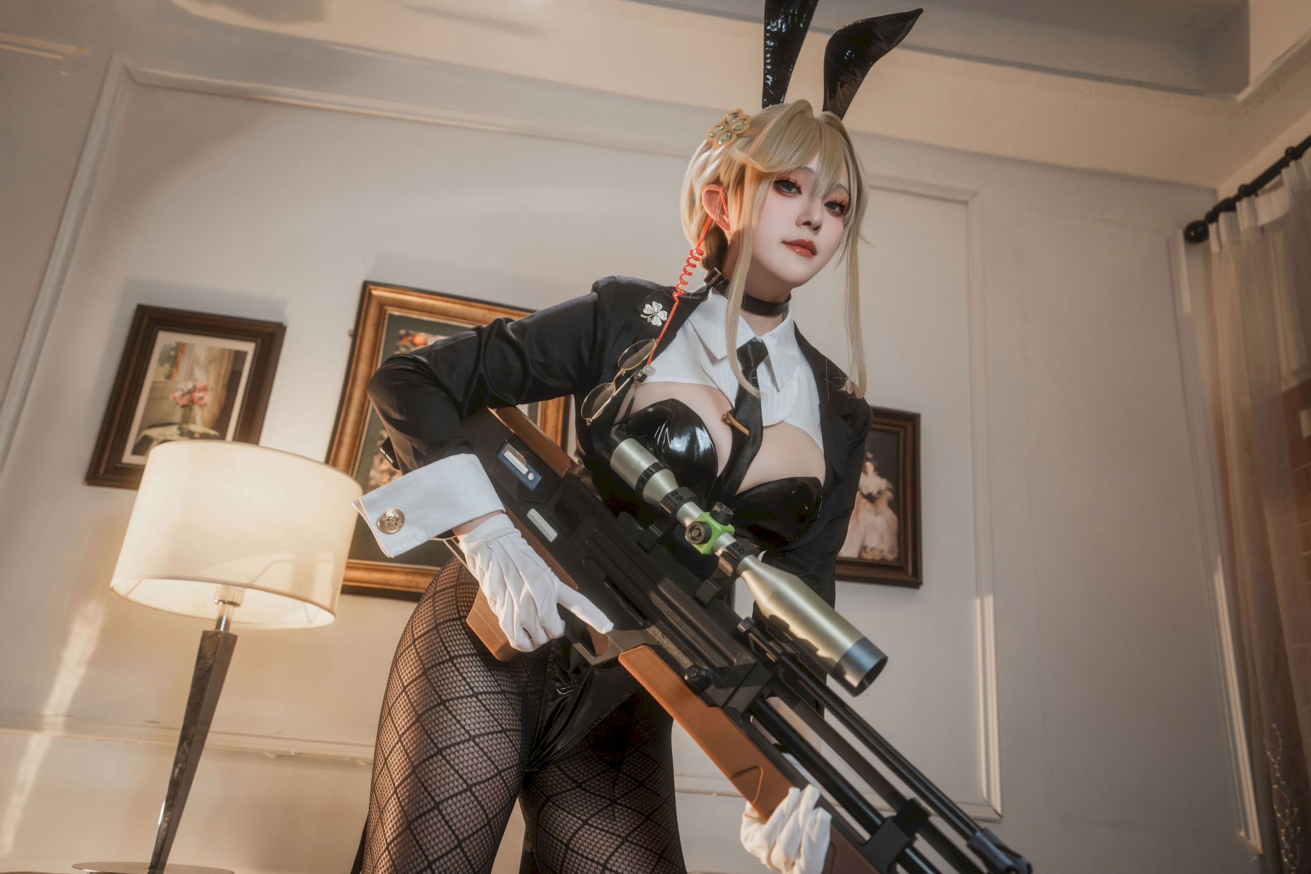 -Natsuko - Nữ thần chiến thắng: Nikki Ed Đặc vụ Bunny