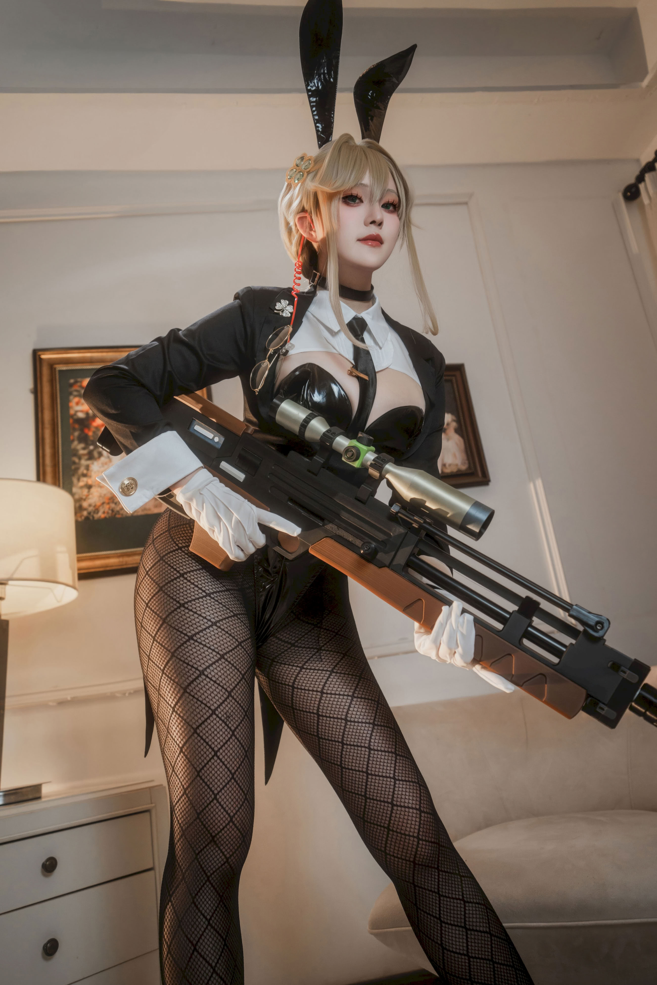 -Natsuko - Nữ thần chiến thắng: Nikki Ed Đặc vụ Bunny