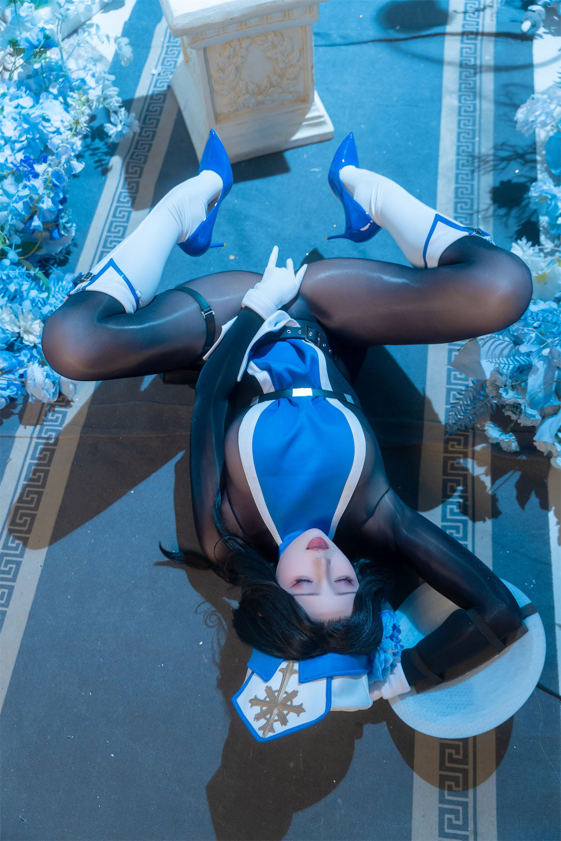 -Natsuko - Nữ thần chiến thắng: Nikki Maiden Ice Rose