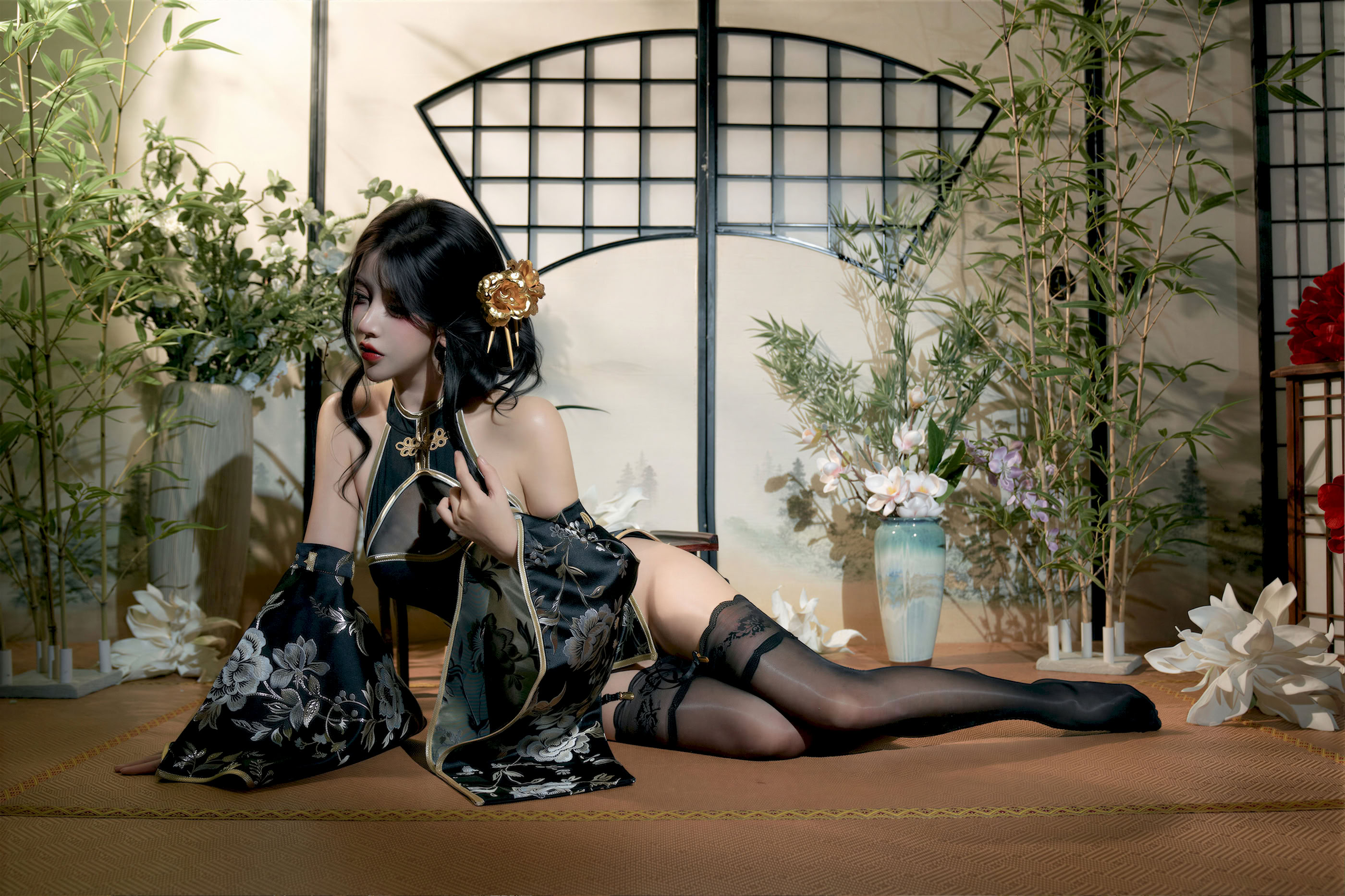 Mì gạo hết hạn Meow Meow Miss Yuko