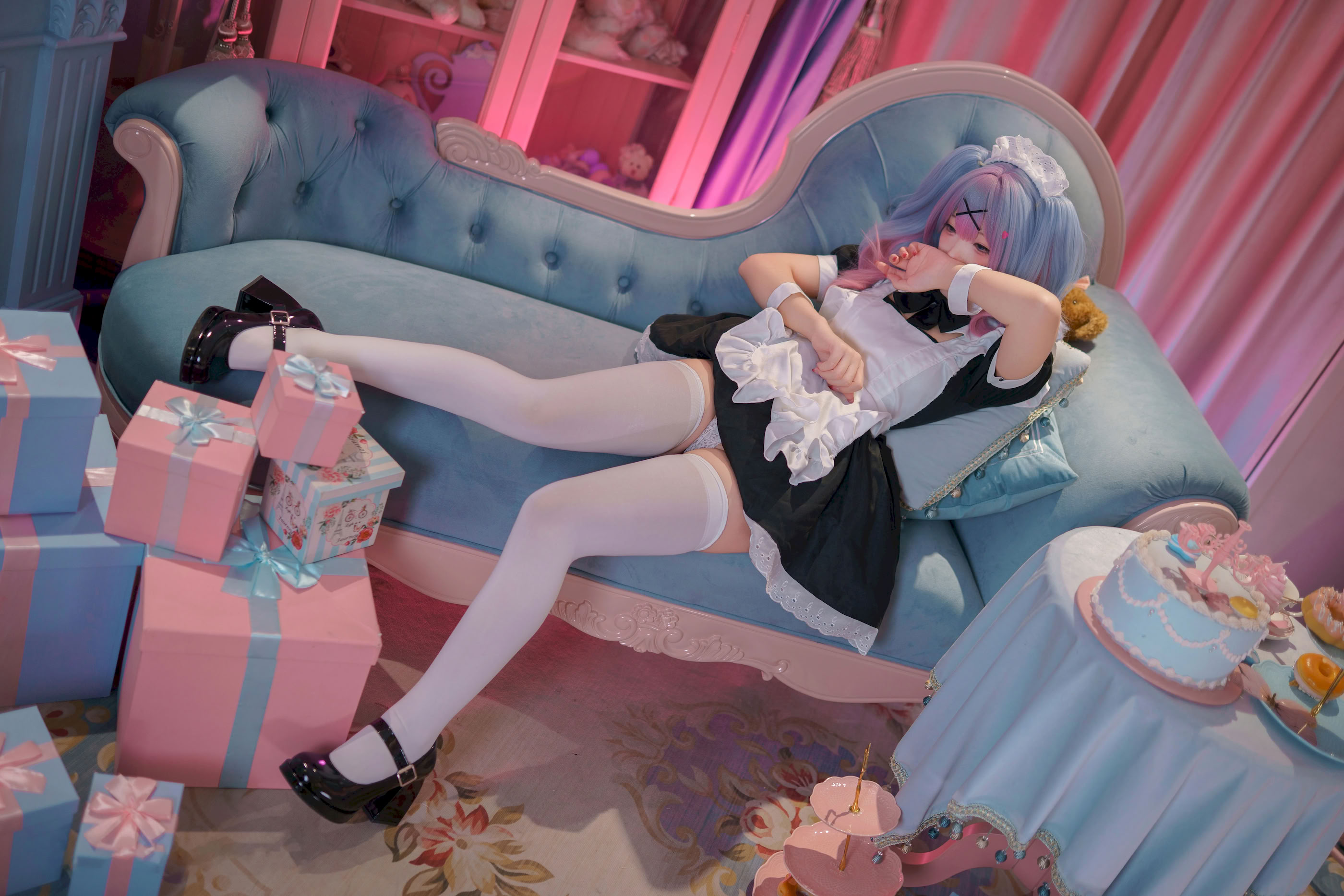 Bangni Hatsune Miku Rabbit Hole Maid