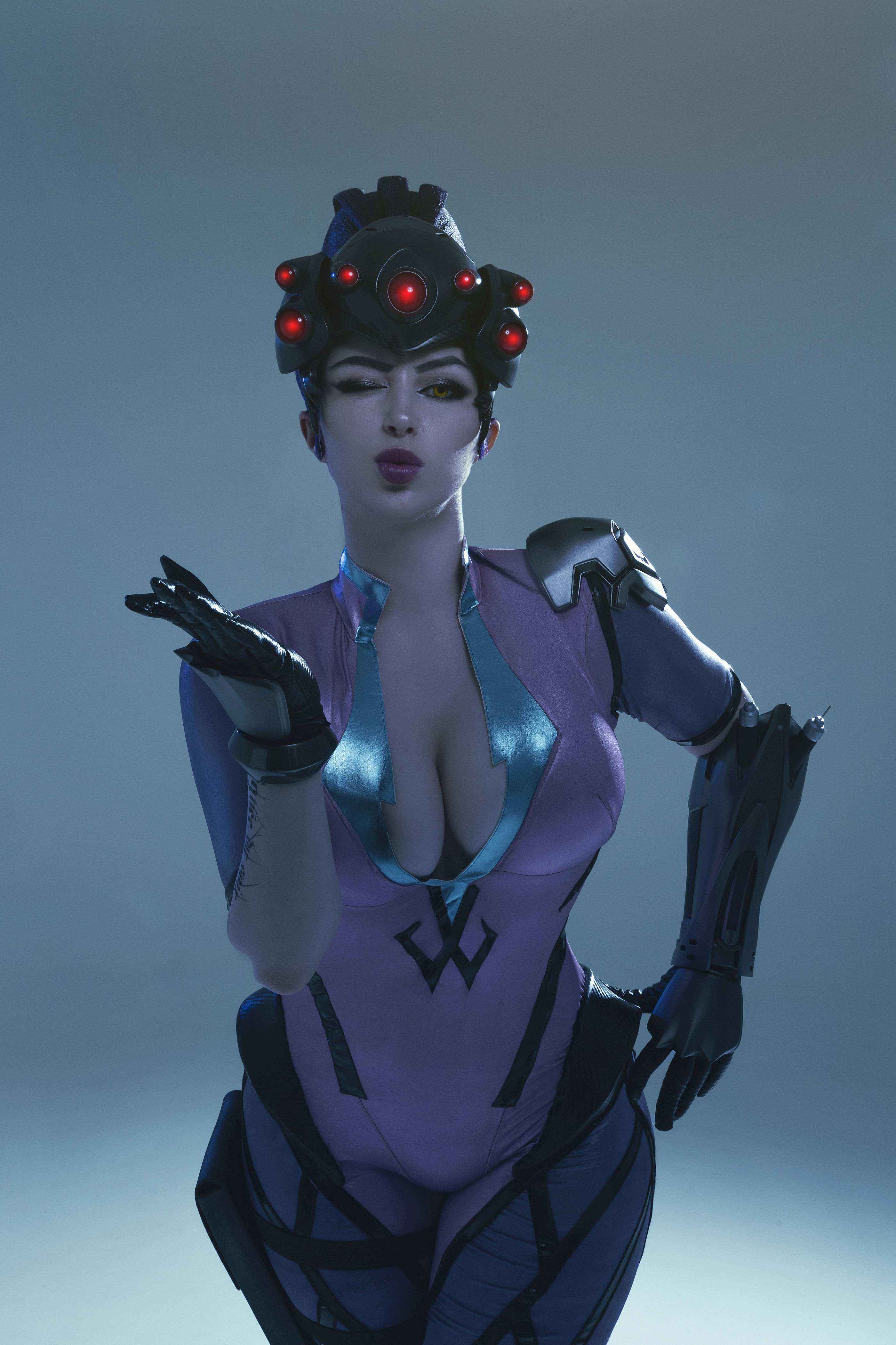 [Quý bà Melamori] Người góa bụa