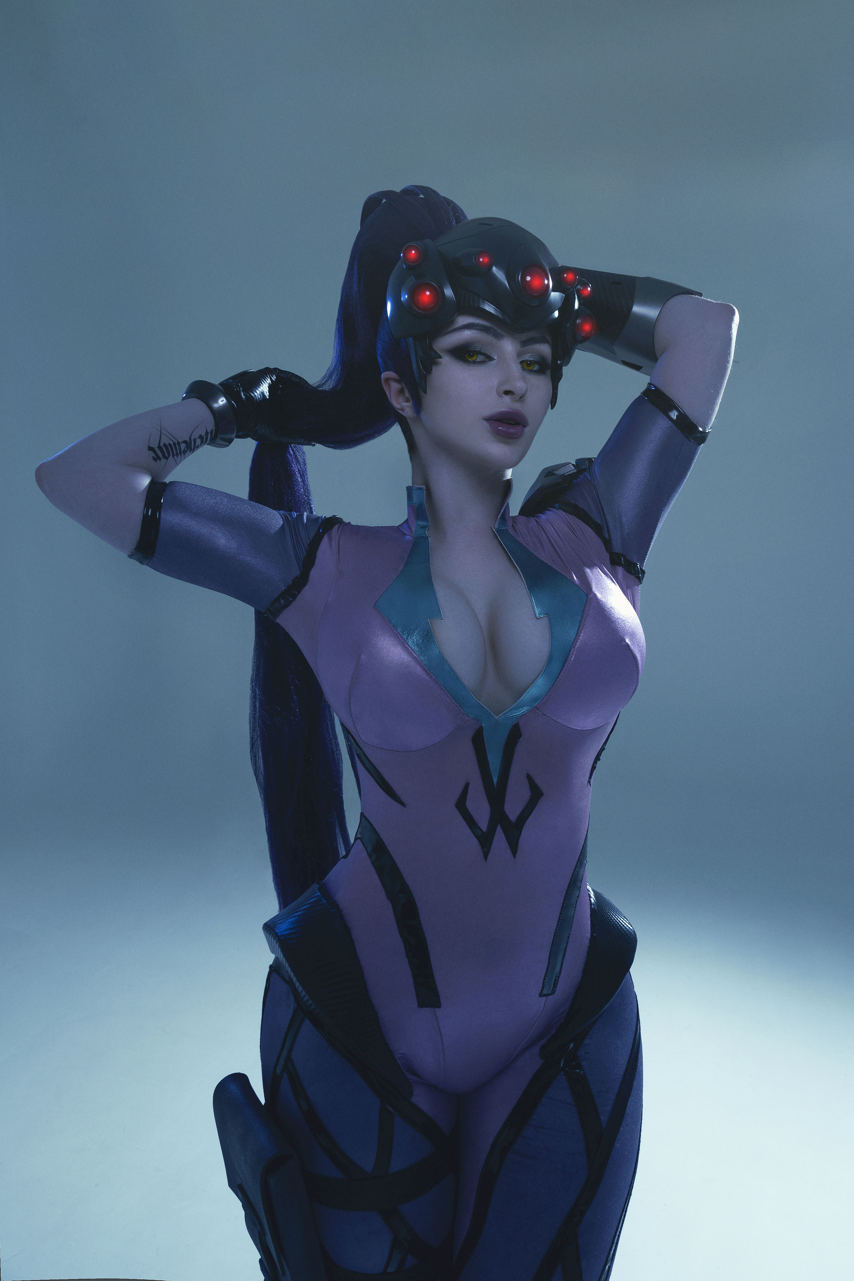 [Quý bà Melamori] Người góa bụa