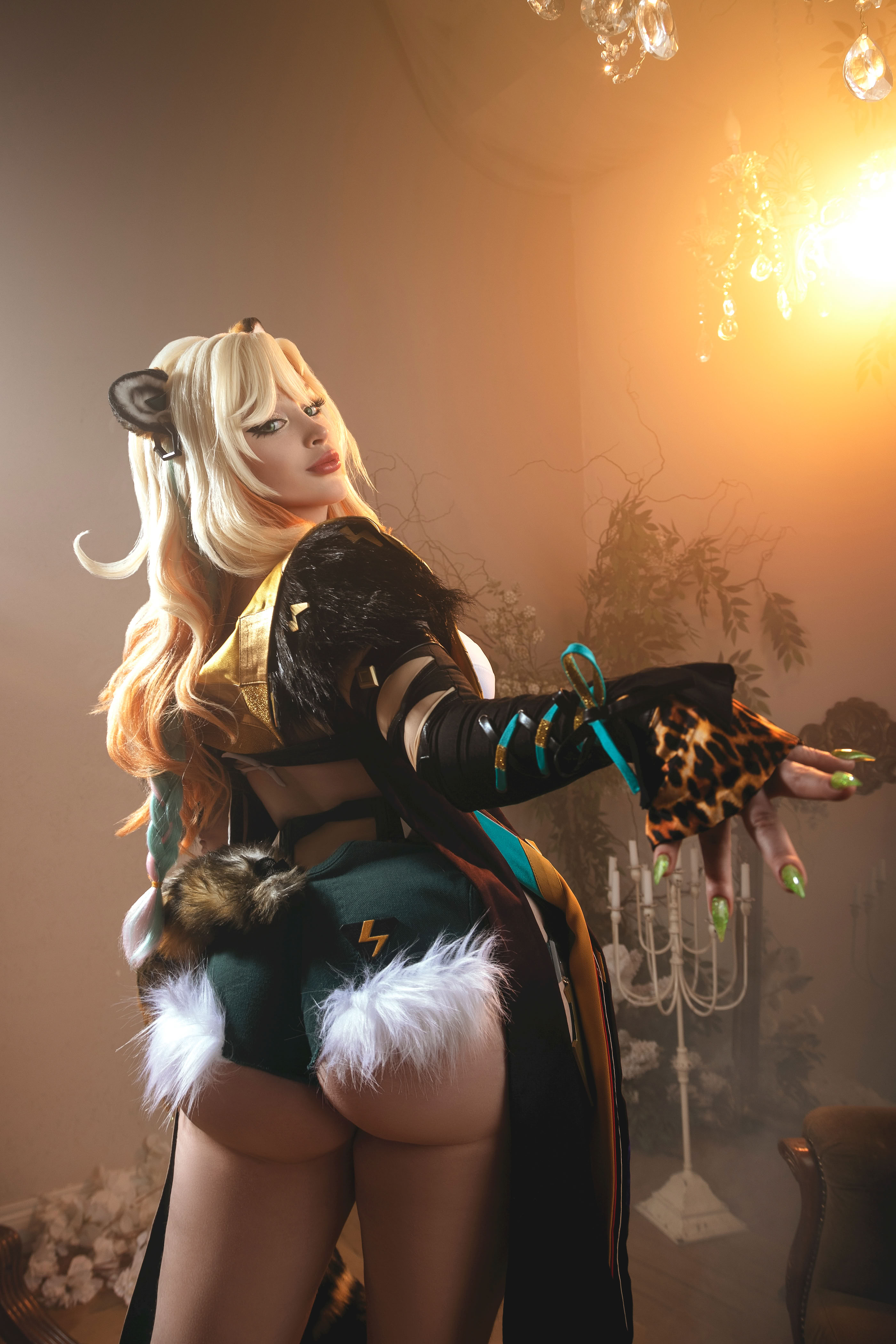 [Lada Lyumos & Lady Melamori & Zoe Volf] Mavuika & Varesa & Xilonen