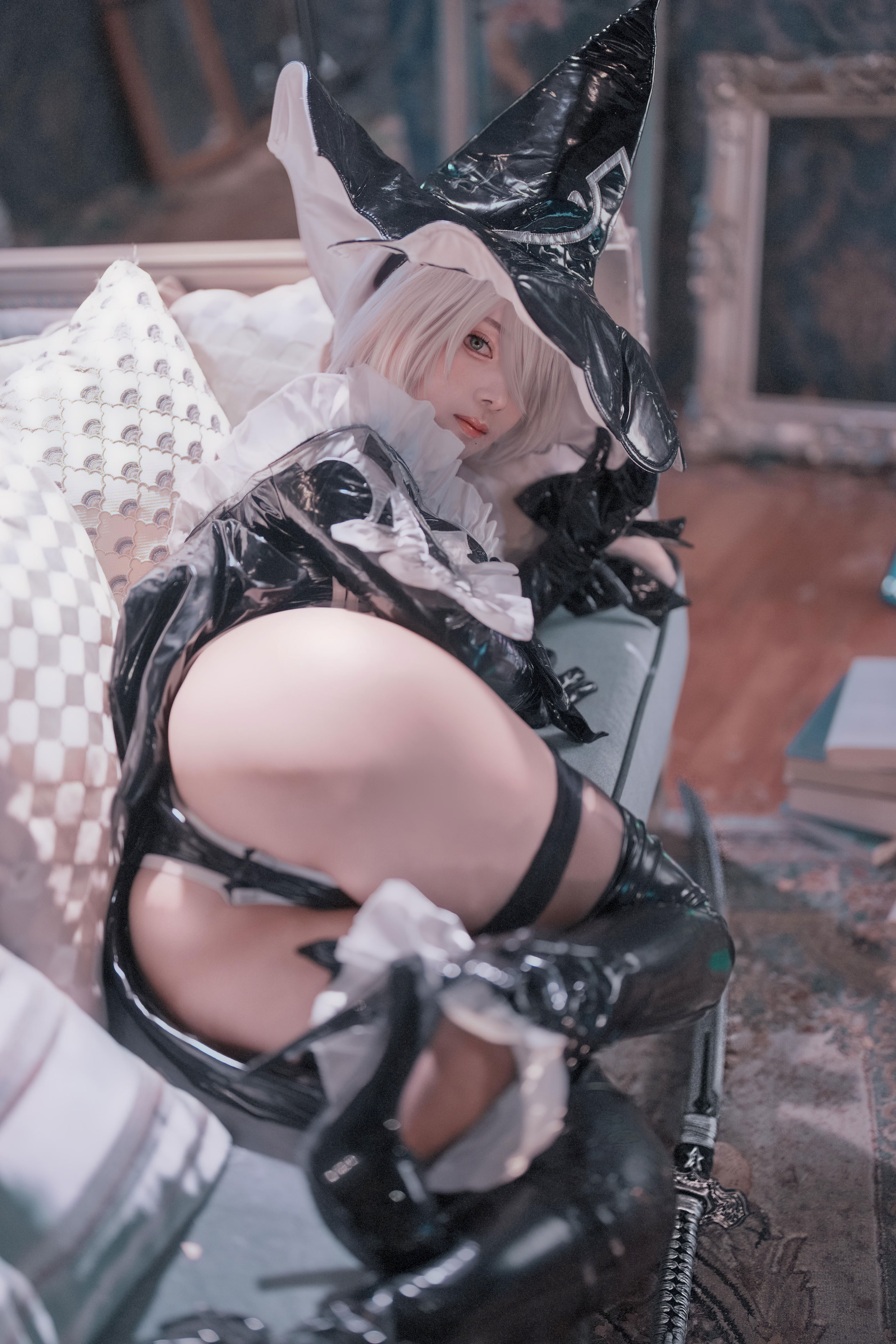 Phù thủy Puutin-2B