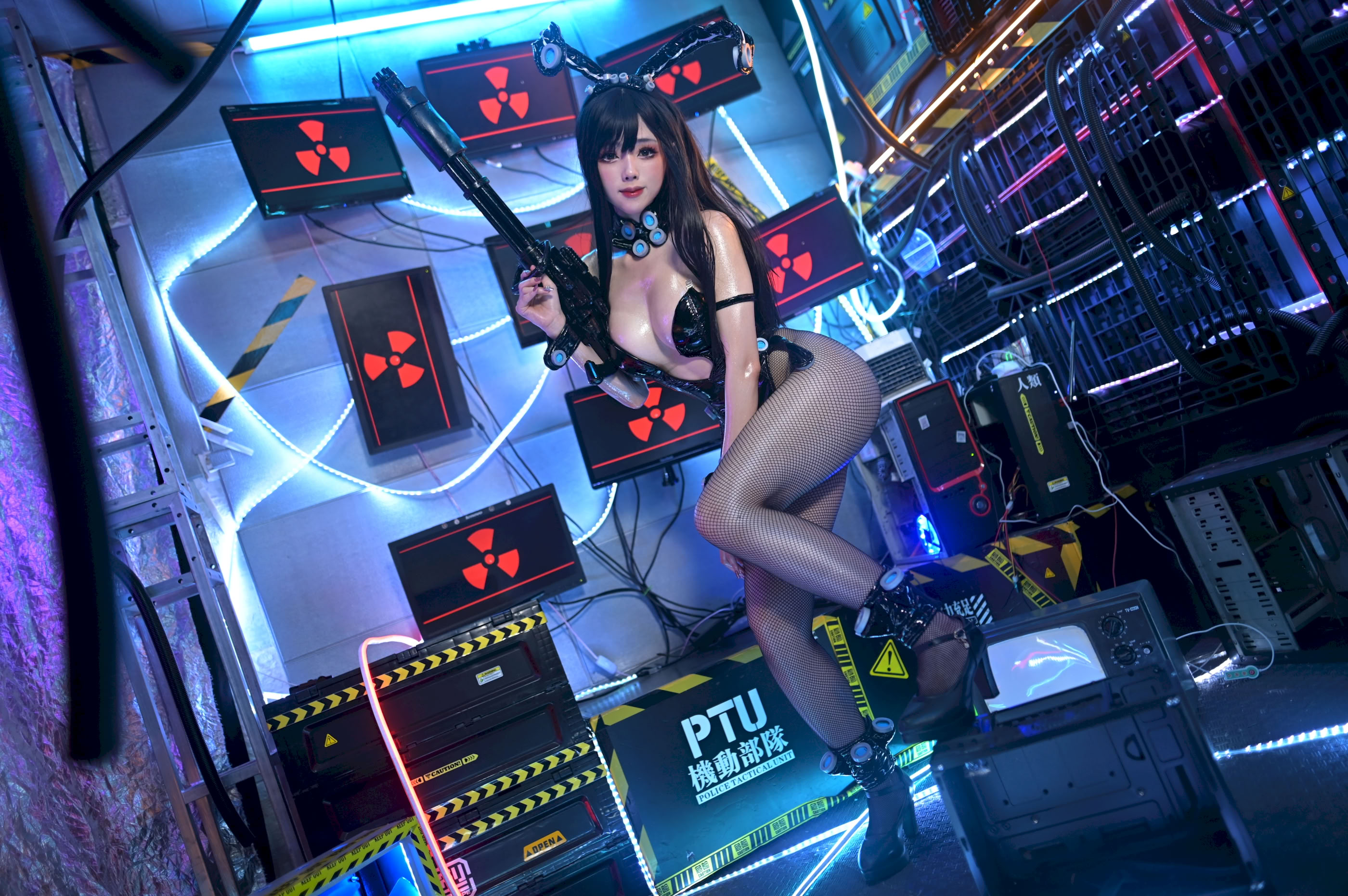 Hợp kim titan TiTi - Gantz Bunny Girl Killing Urban Bunny Girl