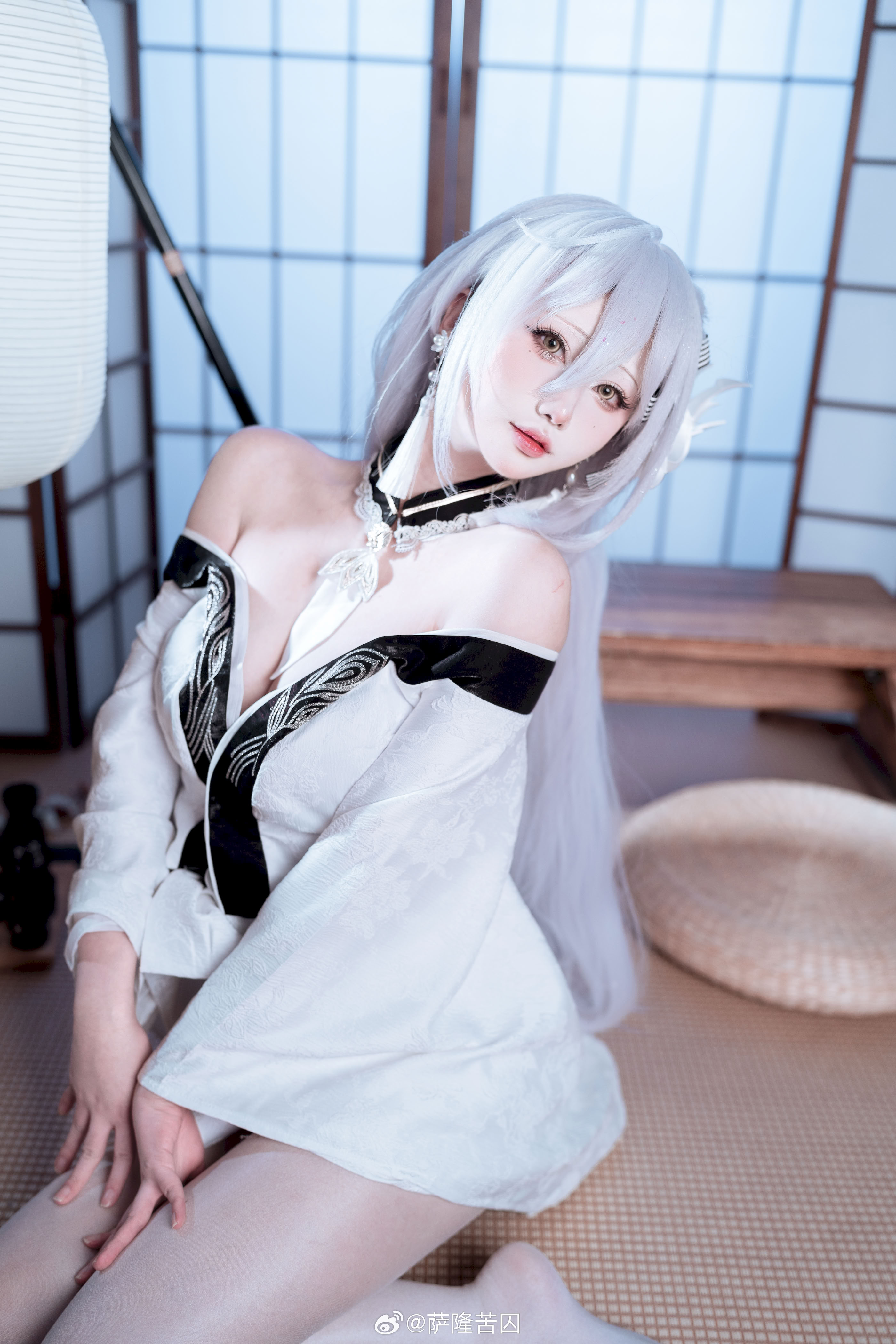 Tù Nhân Của Saron - Azur Lane White Phoenix