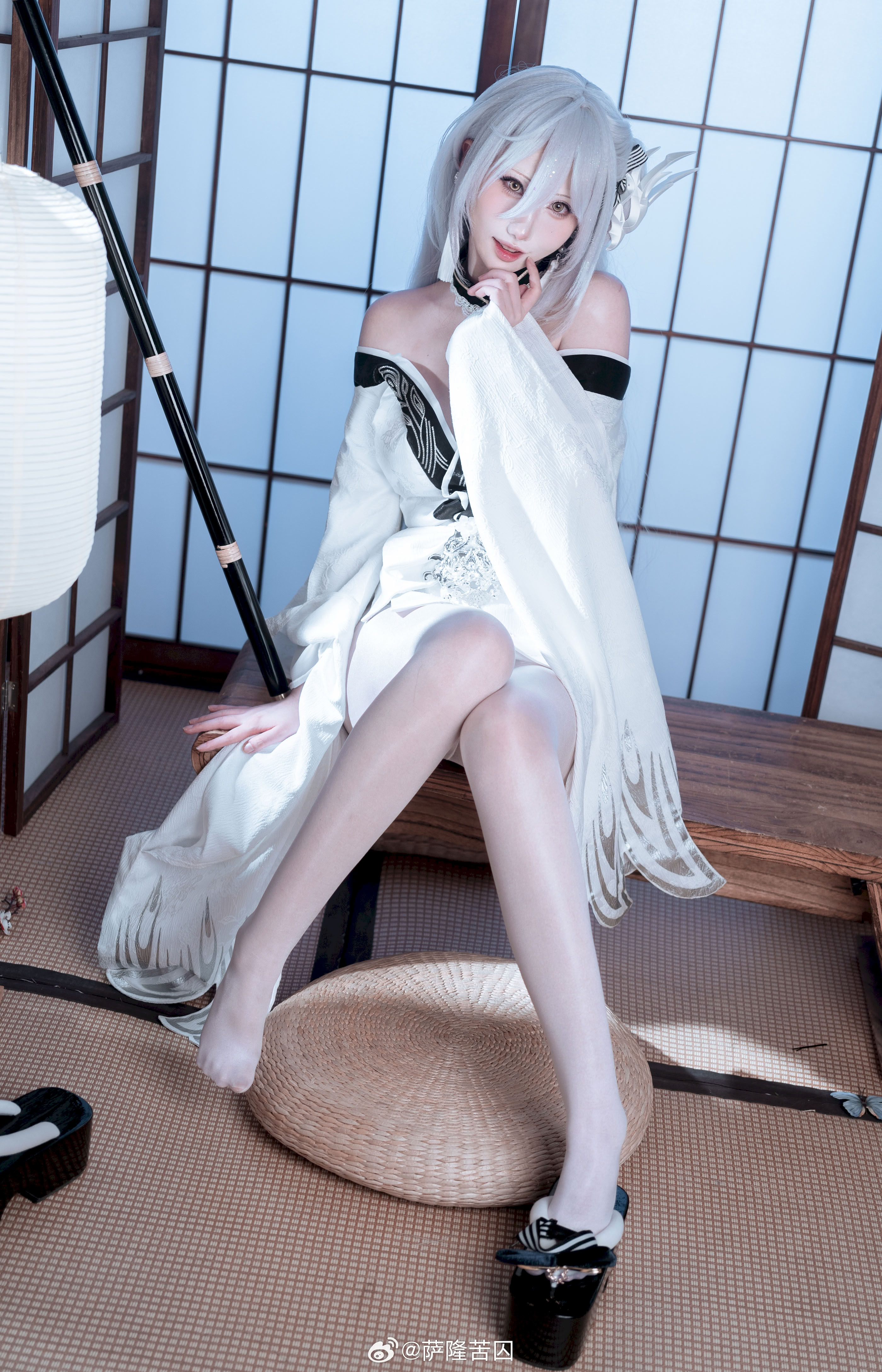 Tù Nhân Của Saron - Azur Lane White Phoenix