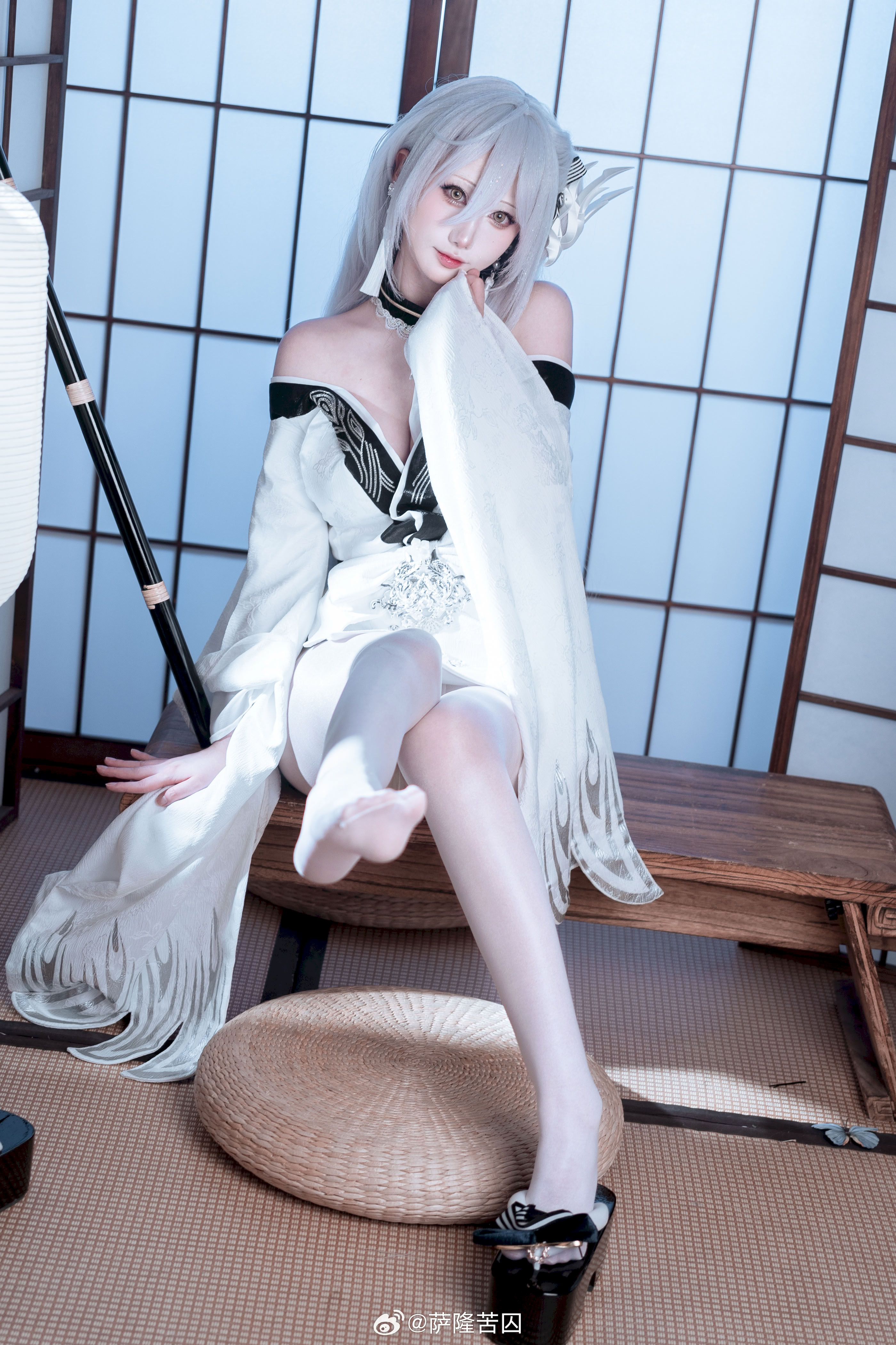 Tù Nhân Của Saron - Azur Lane White Phoenix