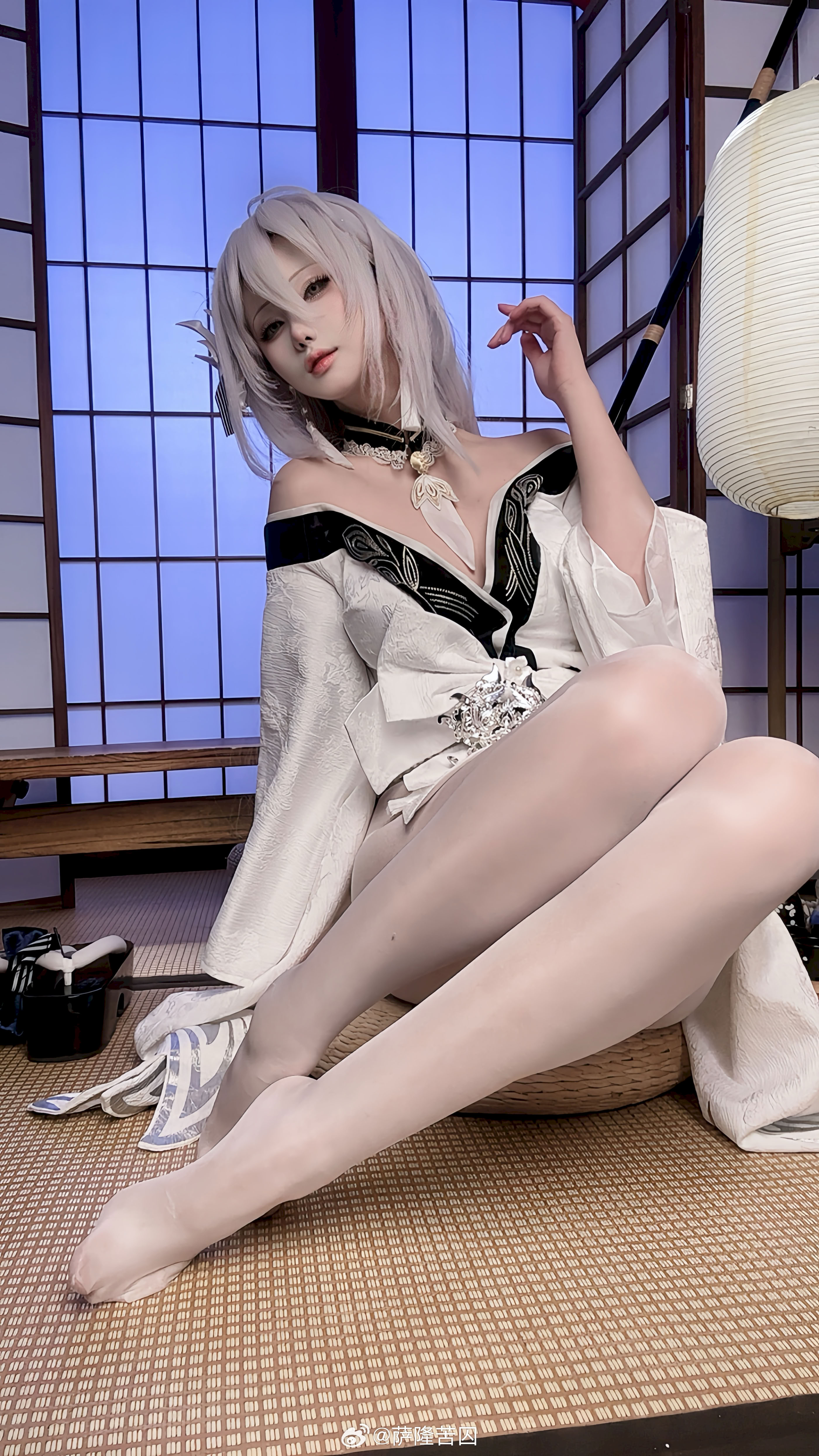 Tù Nhân Của Saron - Azur Lane White Phoenix