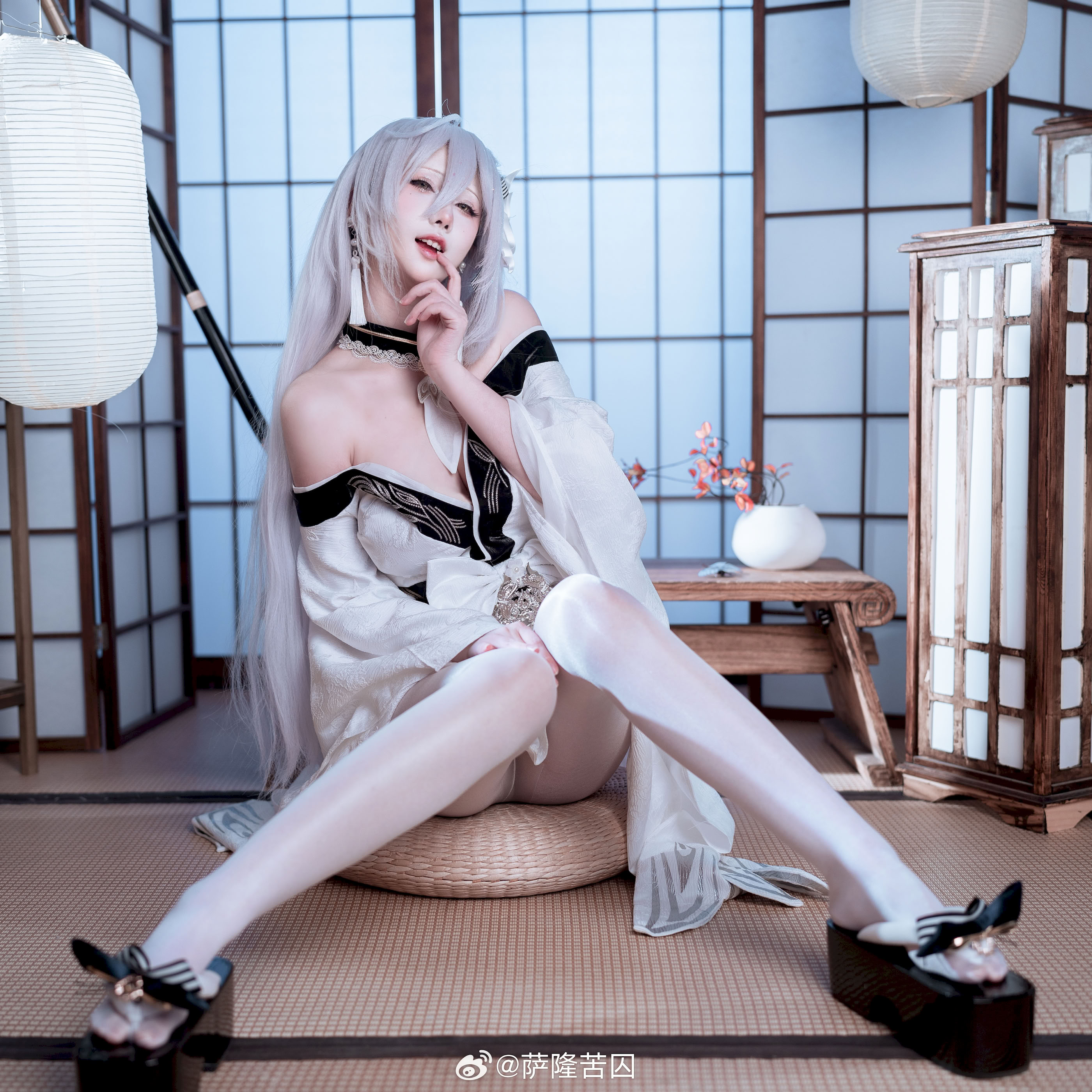 Tù Nhân Của Saron - Azur Lane White Phoenix