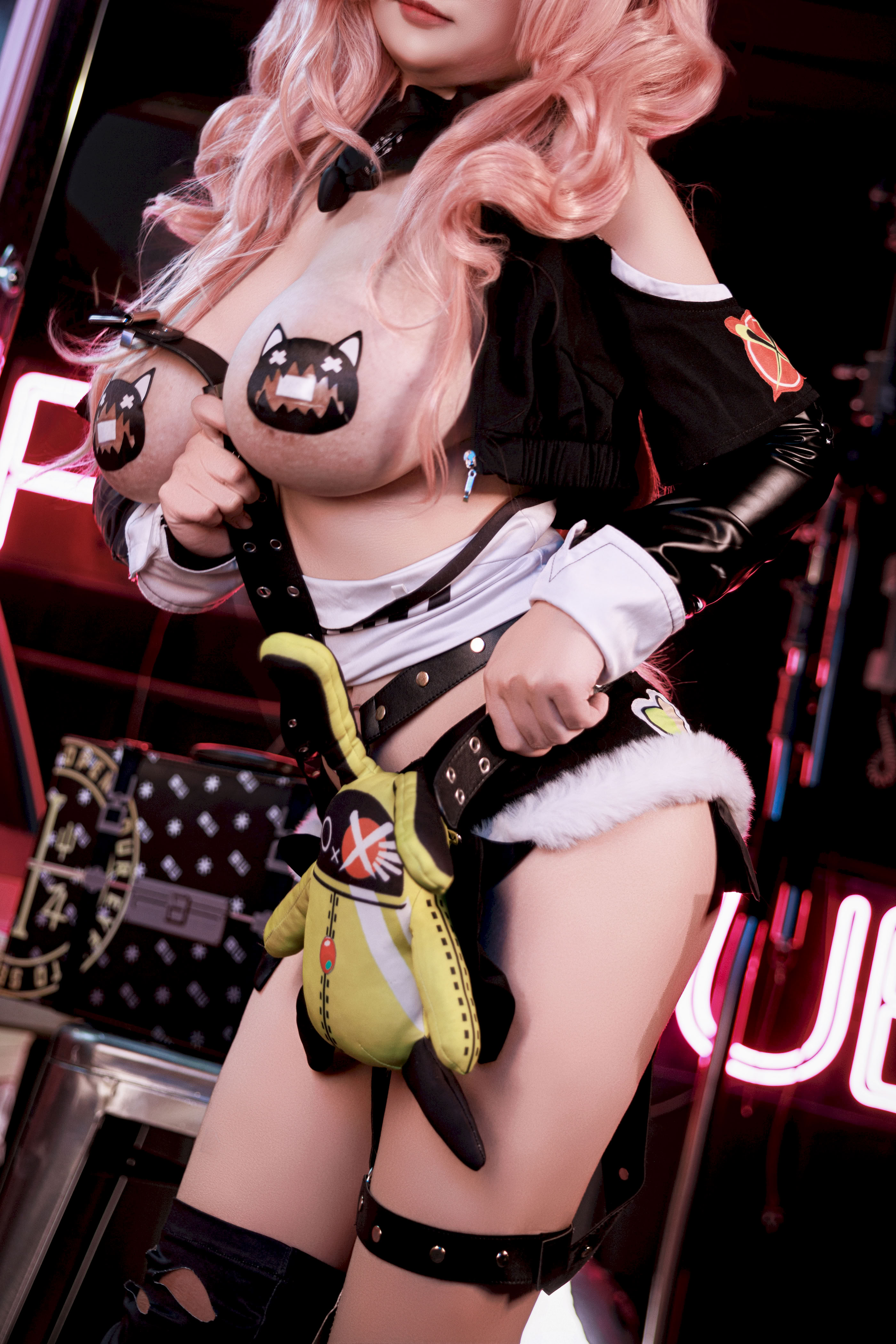 Xuexue - Cuộc sống hàng ngày của Nicole Zero Zone