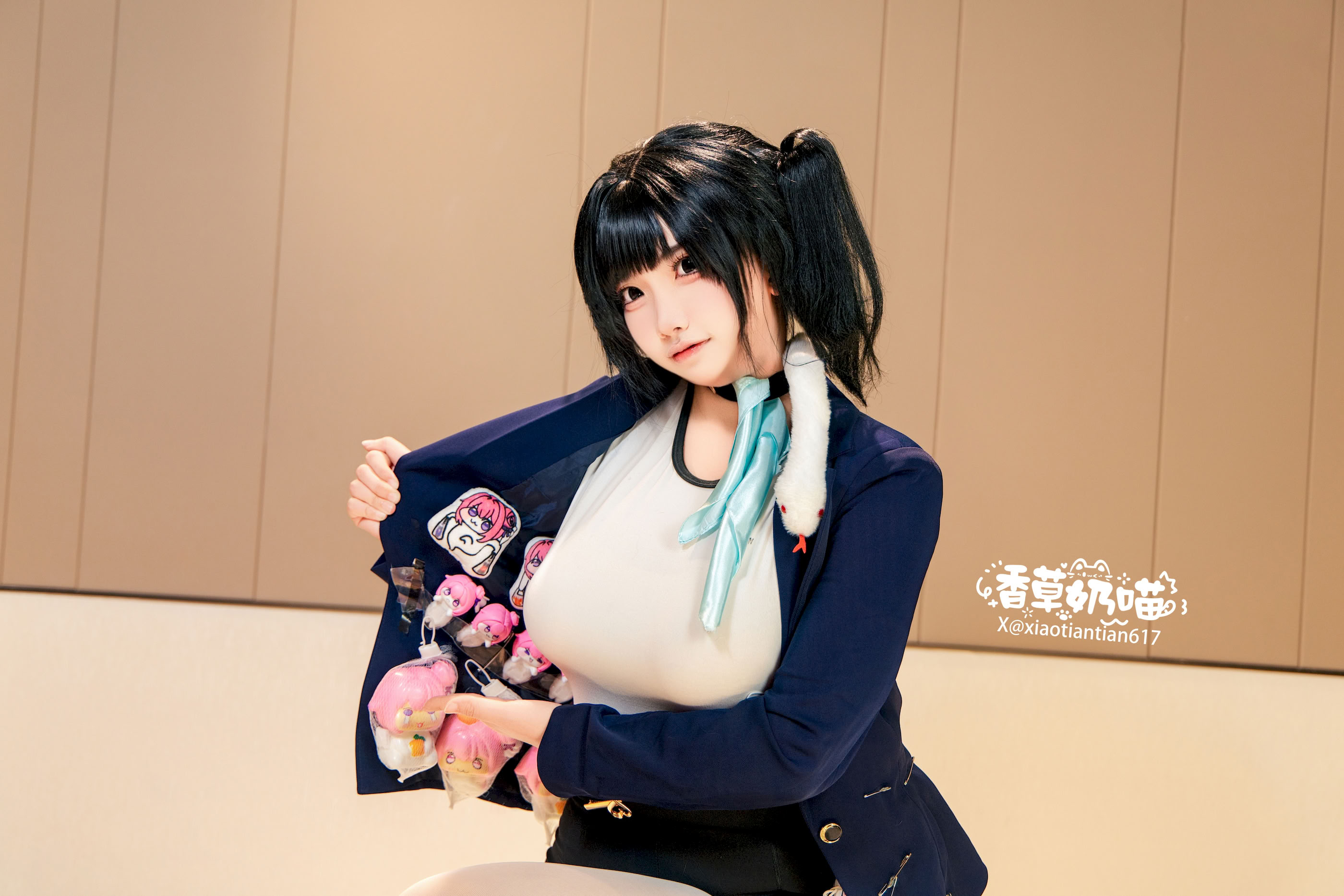 Mèo Sữa Vani - Nữ thần chiến thắng: Nikki Sola